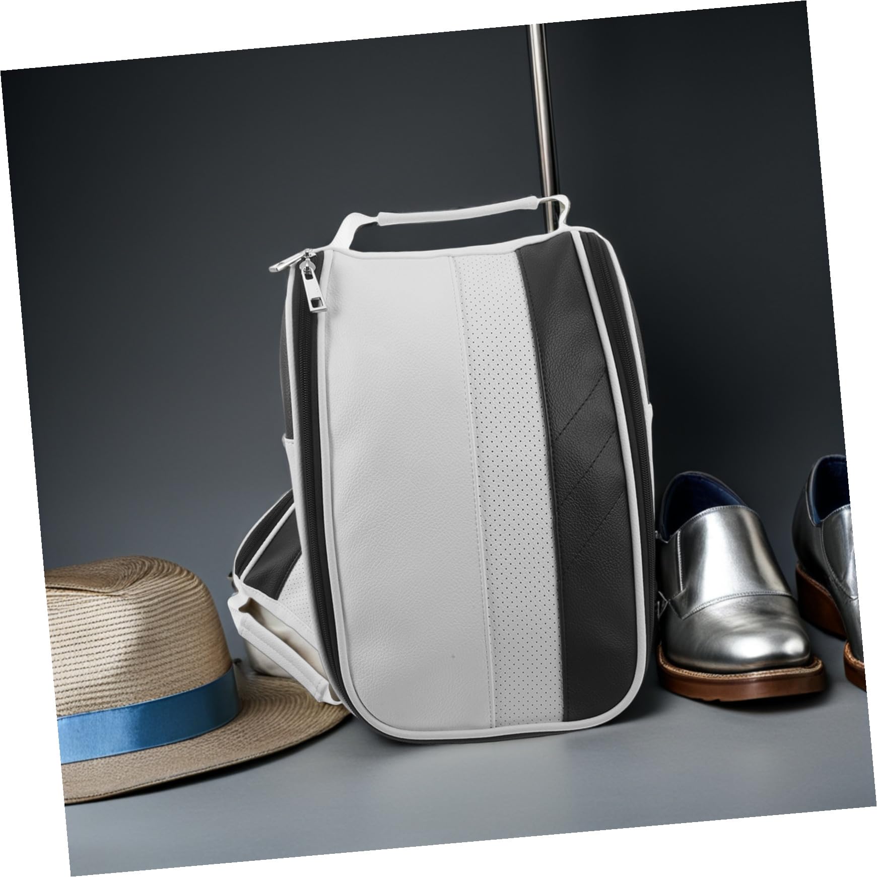 GARVALON wasserdichte Golfschuhtasche aus Kunstleder mit Tragegriff Staubdicht Atmungsaktiv für Herren und Damen Praktischer Schuhbeutel für Reisen Outdoor Sport und Golfausrüstung
