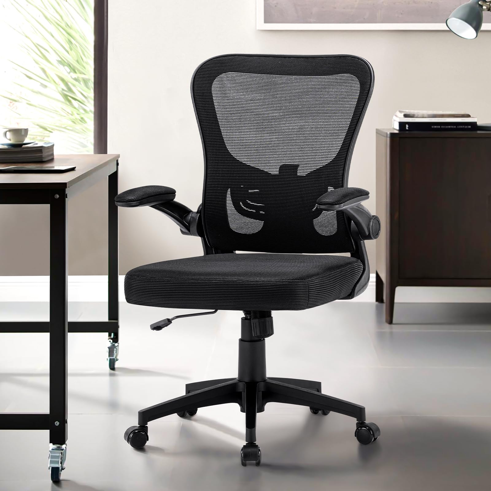 Hellove Home Office Schreibtischstuhl, Ergonomischer Computer-Mesh-Arbeitsstuhl mit mittelhoher Rückenlehne, höhenverstellbarem, bequemem Sitz, Drehstuhl mit hochklappbaren Armlehnen