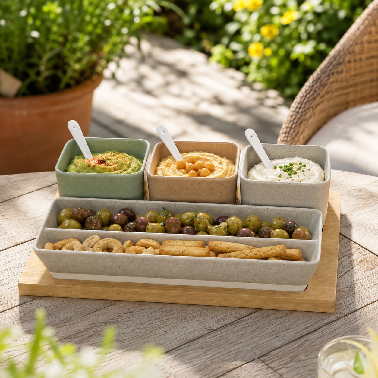 Generico Set apéritif 8 pièces avec plateau en bambou et bols en porcelaine