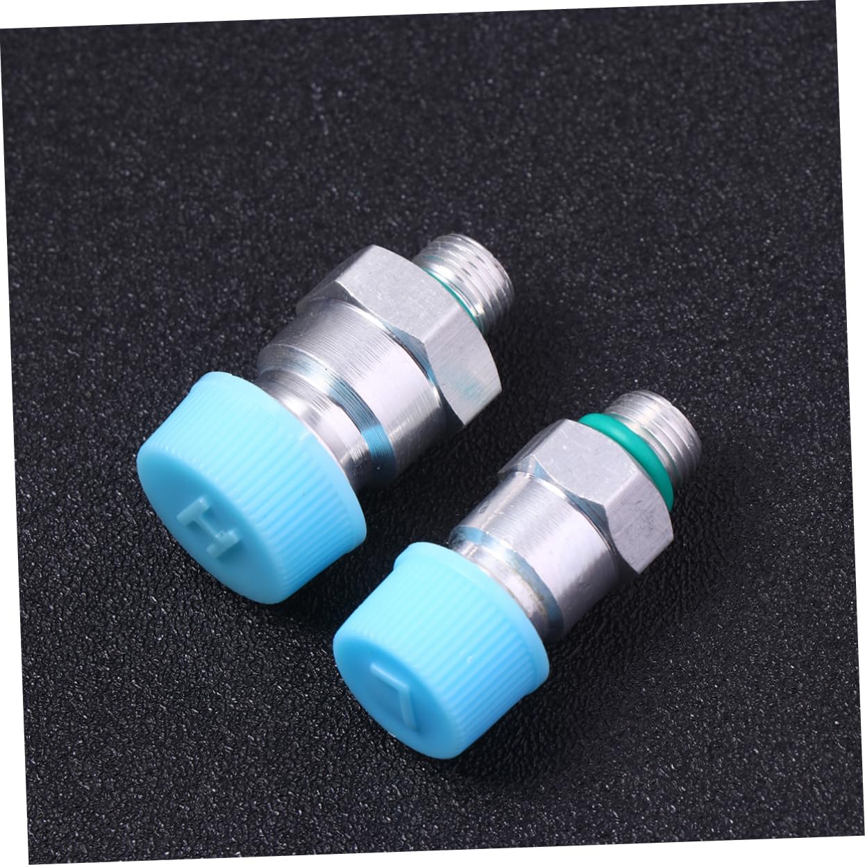 Hemobllo 4sets R134a Manifold Gauge Kit Recharge Kit for Car High-low Quick Coupler with Adapter Fittings 2pcs*4 Random Color