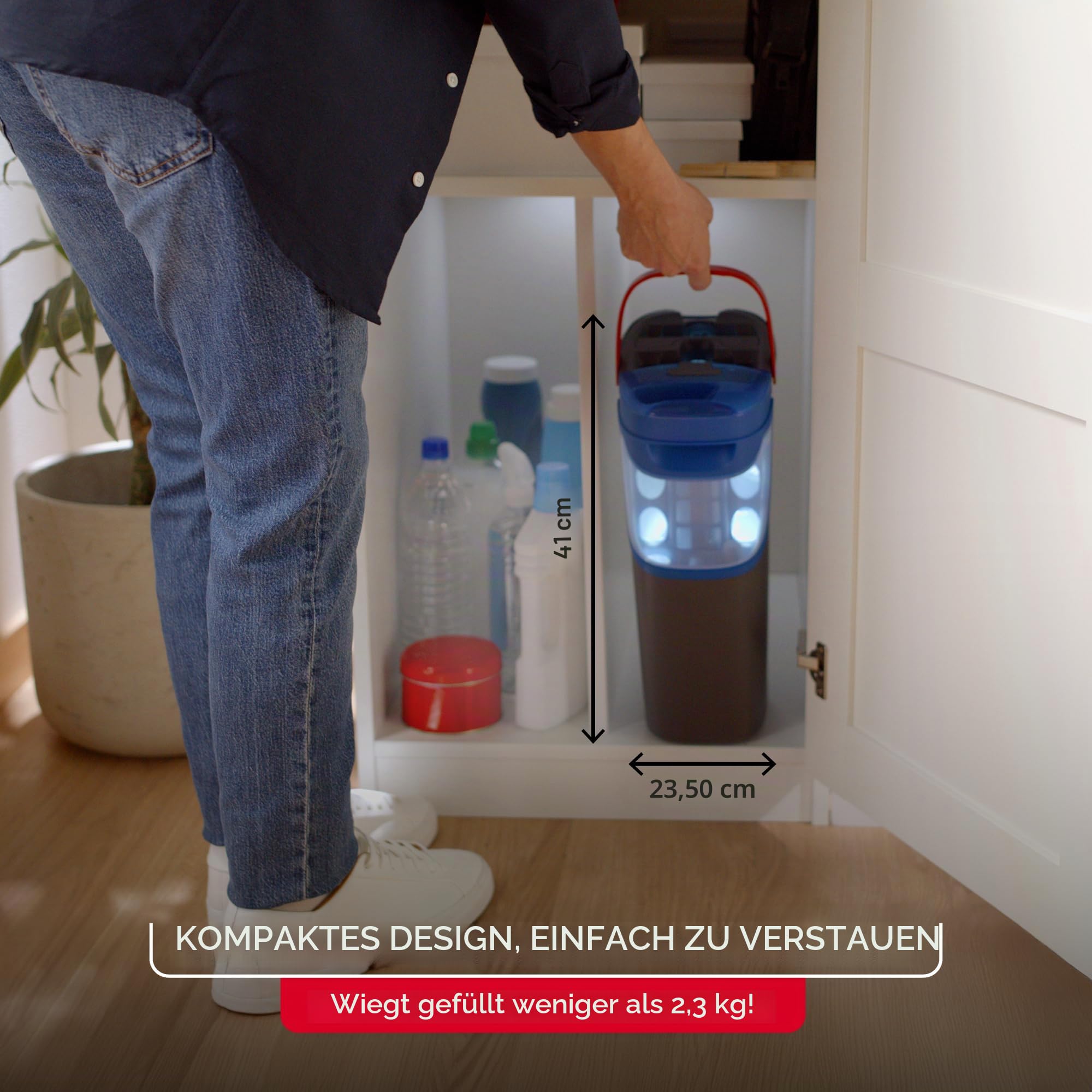 O-Cedar H2prO Flaches Wischmopp-System, schnelles Reinigungswerkzeug, Reinigung mit sauberem Wasser, maschinenwaschbar, wiederverwendbar, Mikrofaser-Wischpad, sicher auf Holzböden, Vinyl, Fliesen,