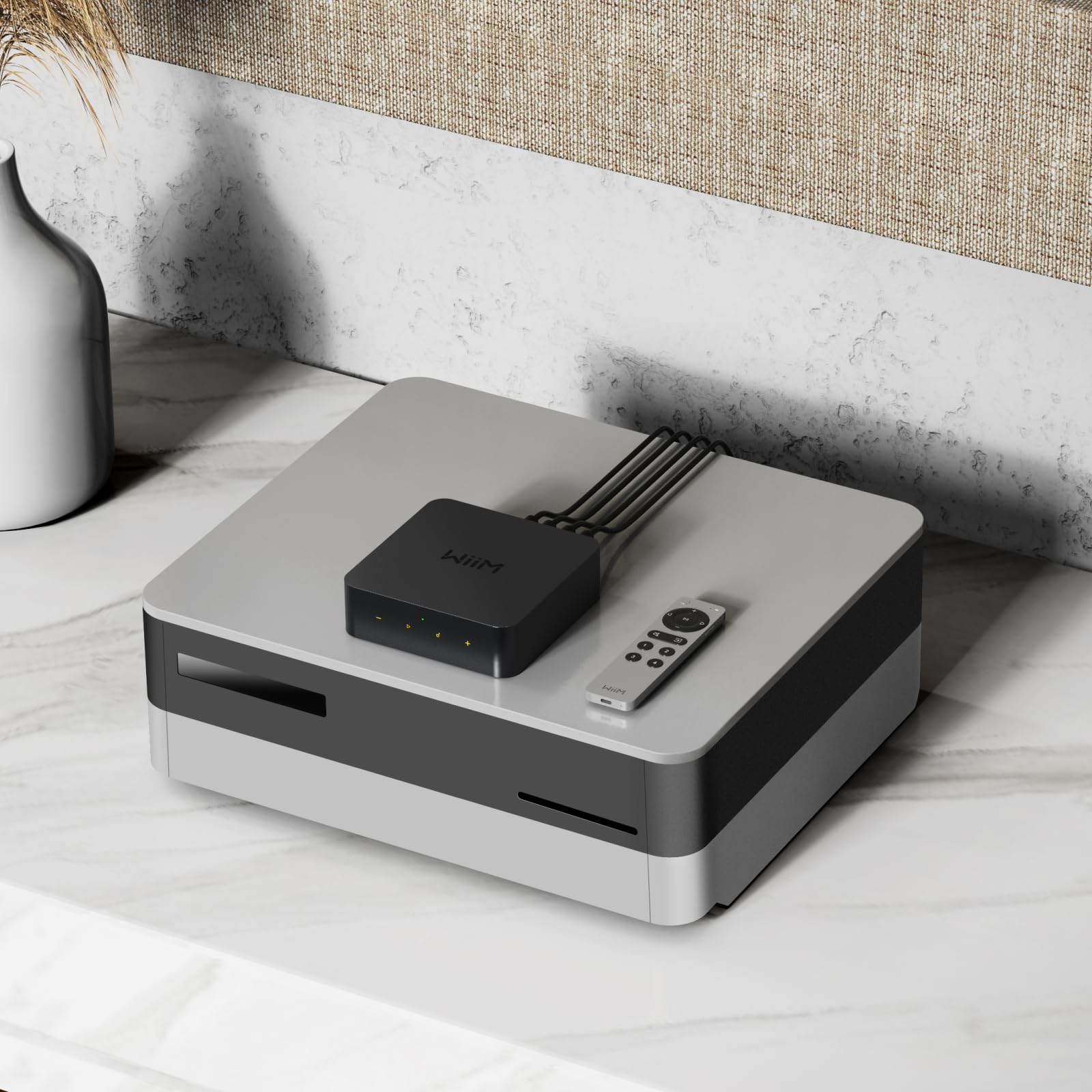 WiiM Voice Remote 2 pour streamer et amplificateur de musique | Push-to-Talk, 4 boutons intelligents | Batterie rechargeable | Design en aluminium | Télécommande Bluetooth