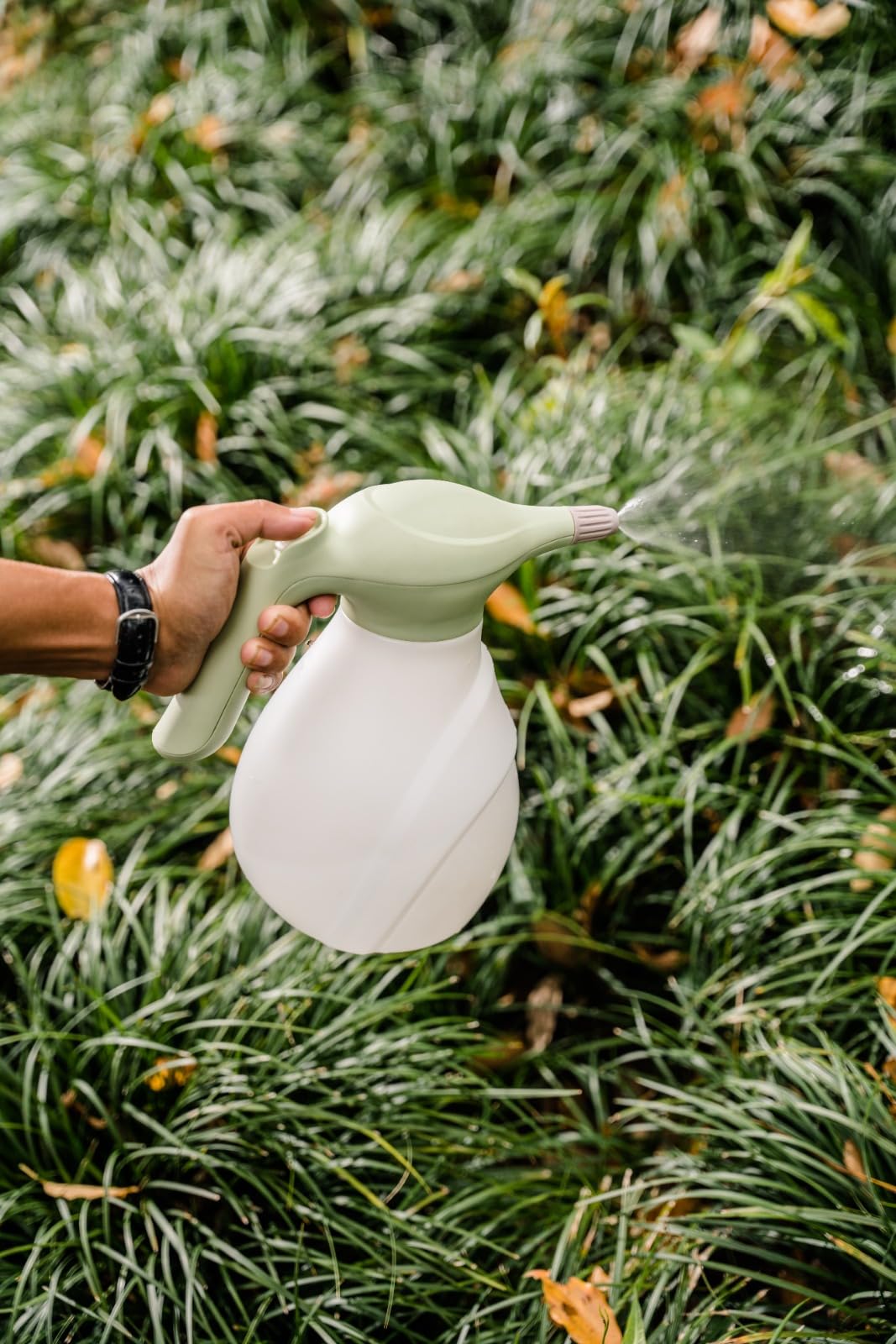 KRISHNA 2L Handheld Mini Electric Plant Mist Spray Bottle & Garden Sprayer - Automatic Watering Can for Indoor/Outdoor Plants, Fine Mist Atomizer for Cleaning & Gardening. 3