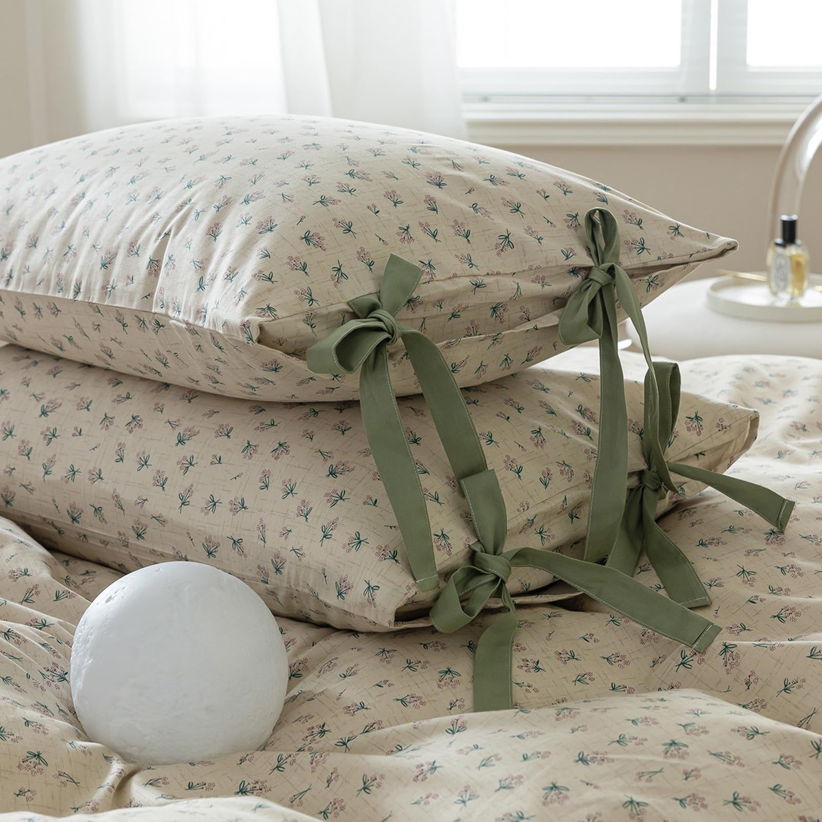 HighBuy Floral Pillowcases Set of 2 Floral Print Pillow Shams Cover - 100% Cotton Coquette Cottagecore Pillow Cases,Envelope Closure with Bowkno Tie 2-Piece Pillow Covers