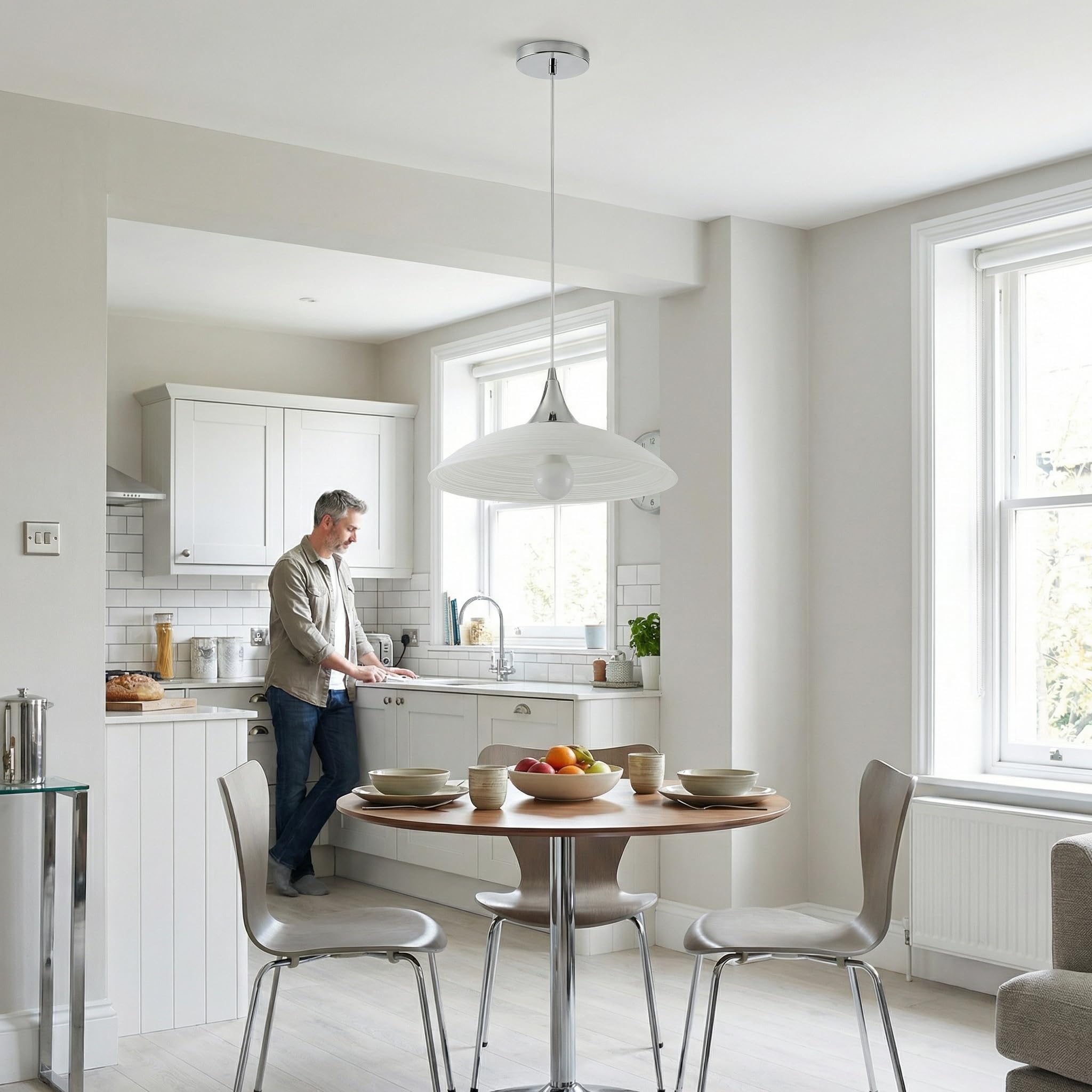 Lampadario Sospeso E27 Moderna in Vetro, Lampada a Sospensione Regolabile in Altezza con Elegante Finitura Cromata, Lampada per Sala da Pranzo, Cucina & Soggiorno