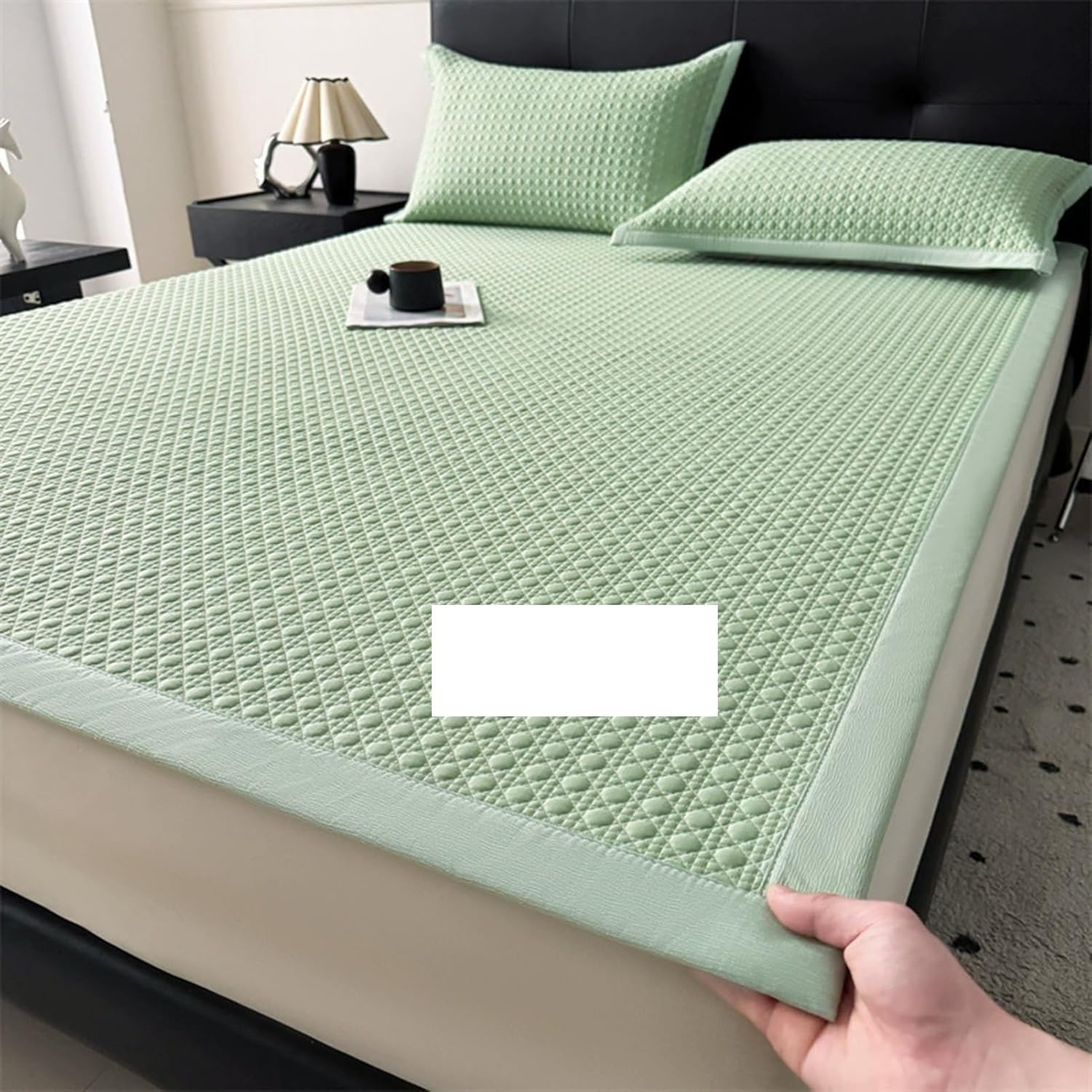 Ice Silk Mattress Topper ， Ice Silk Sleeping Mat 2 Pillowcases, Elastic Straps, Aromatic, Multicolor, Multiple Sizes(Green,200x220cm)