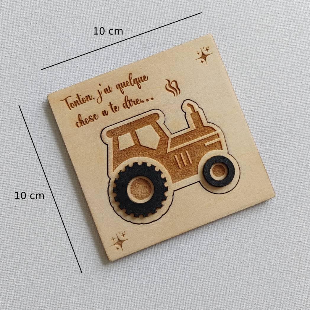 Générique Coffret pour Tonton Demande Marraine ou Parrain Personnalisé en Bois – Carte Surprise Baptême Forme Tracteur - Annonce bébé Parrain et Marraine Originale - Carte en Bois Annonce bébé