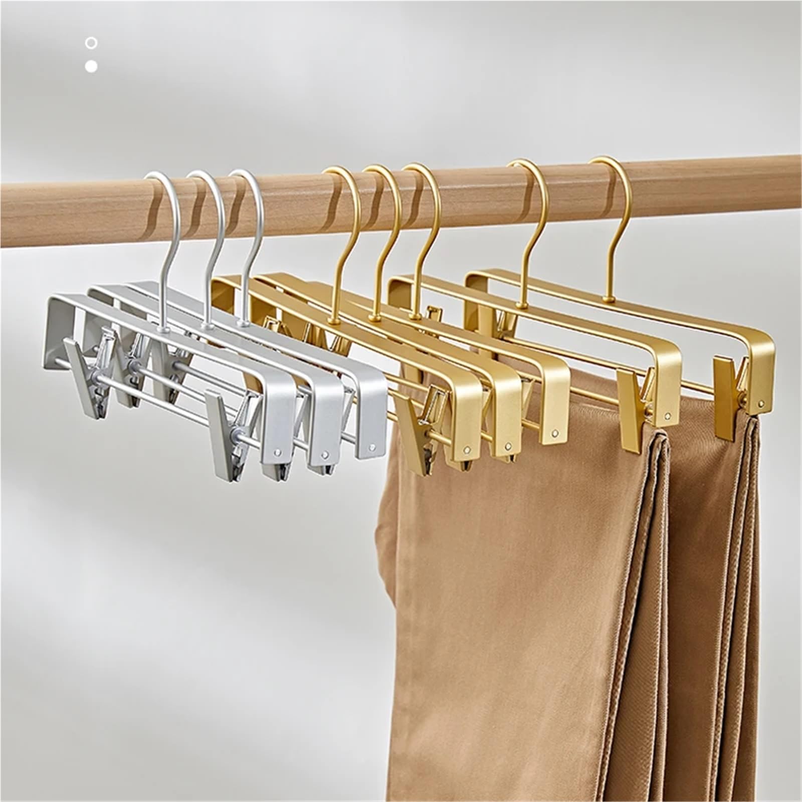 Hosenbügel 5 stücke Hosen Socken Frauen Rock Display Lagerung Rack Haushalt Trocknen Kleiderbügel Mit Beweglichen Anti-Slip Wäscheklammer(Gold)