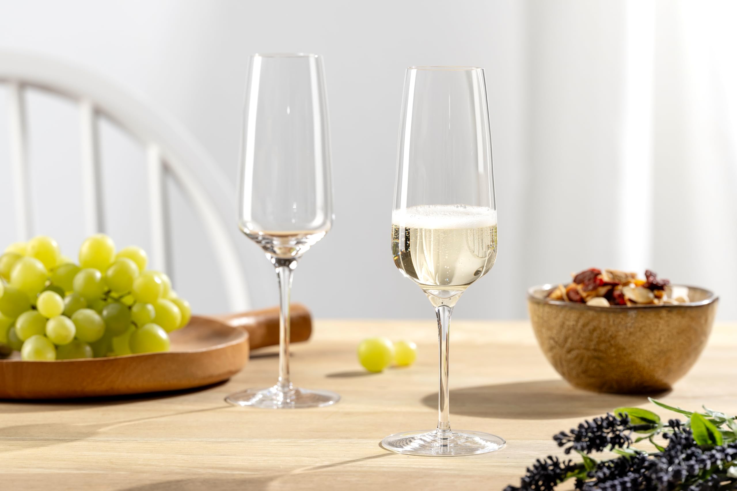 LEONARDO HOME Cesti 061964 Lot de 6 flûtes à champagne à pied bas, passent au lave-vaisselle, résistantes aux chocs, conviennent à un usage quotidien, verres à champagne élégants de qualité supérieure