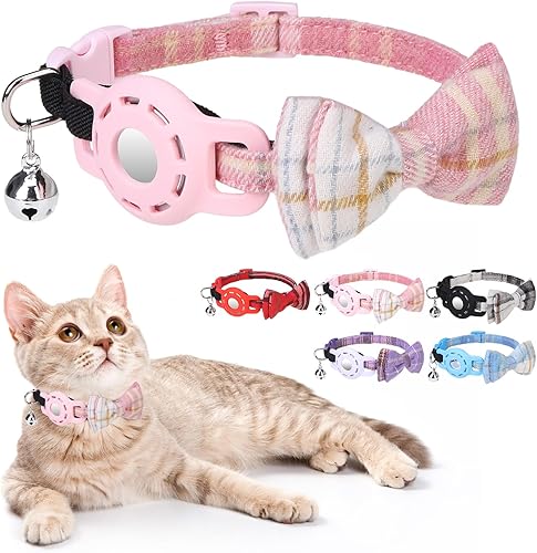 Airtag - Collar para gatos con campanas y corbatín  Linda banda elástica de seguridad ajustable para mascotas con soporte impermeable para Airtag