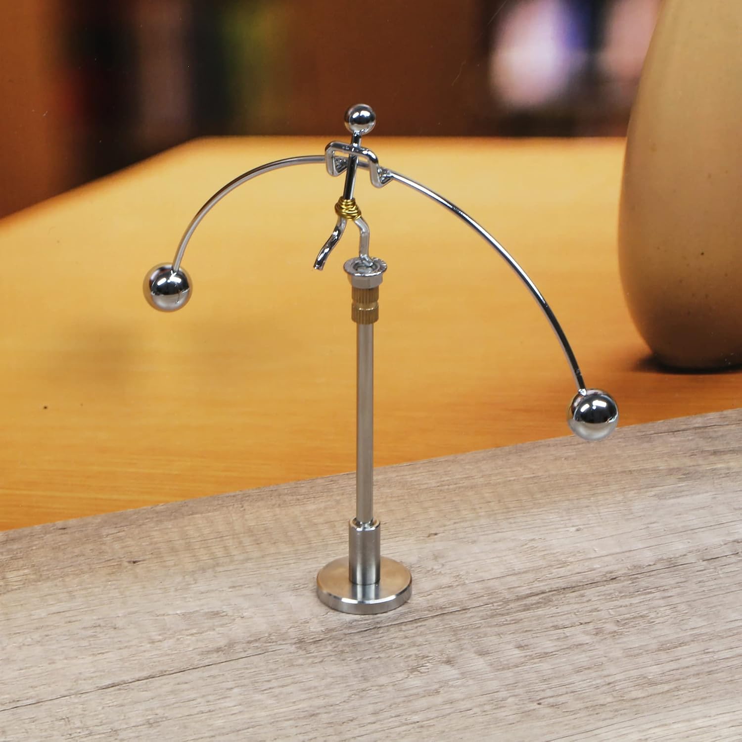 Sunnytech Steel Physics Toy Kinetic Art Balance Toy Balancing Decompressive Science Psychology Home Office Toy for Desk Decor Golden Pants Hercules WJ149