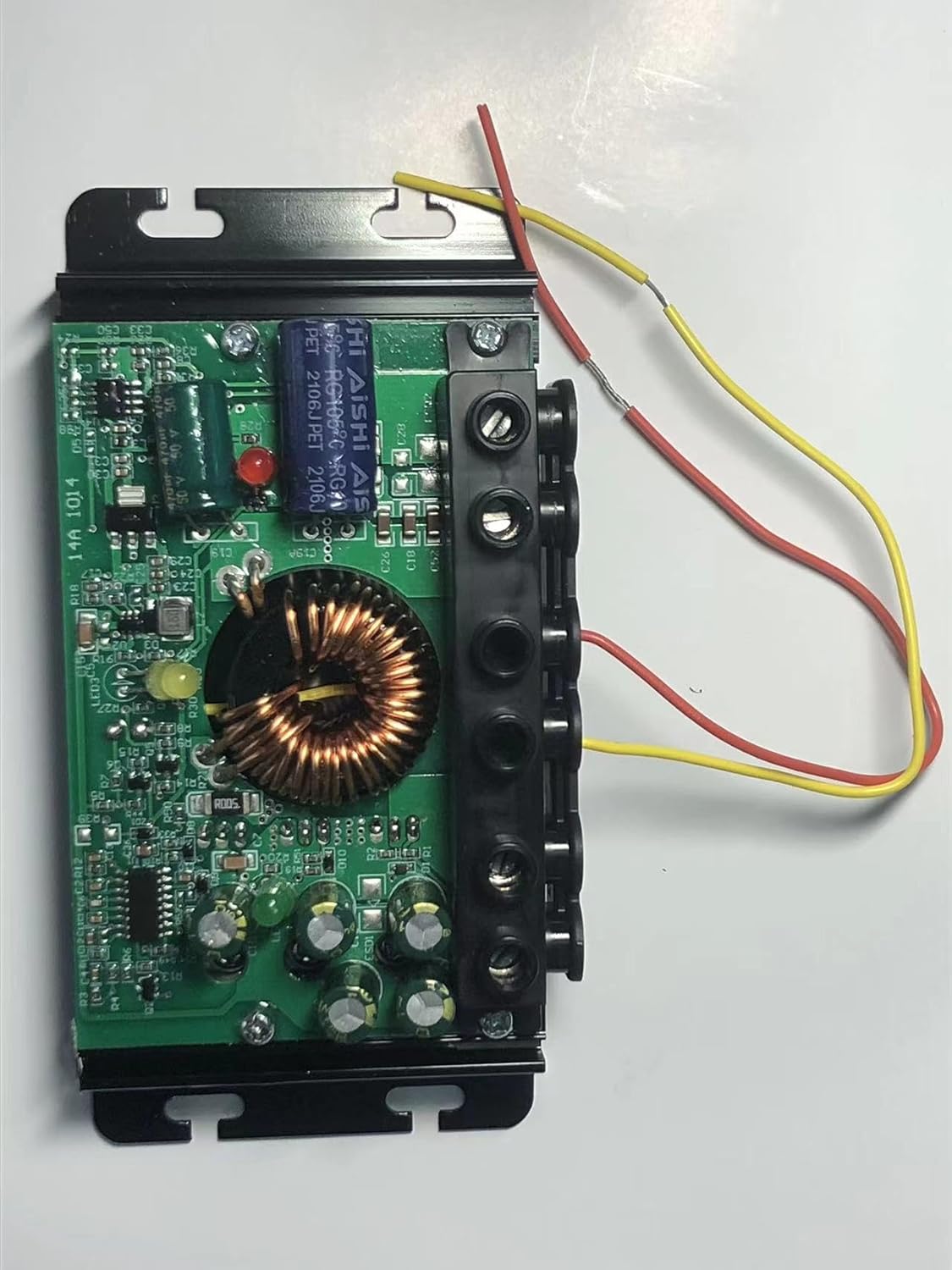 Solar Pump Controller, LCB 10A,DC Pump Controller,Linear Current Boosters used in solar direct pumping applications;Compatible Models: 12V or 24 VDC pumps; Input Voltage: 16 - 50 DC volts PV Array.