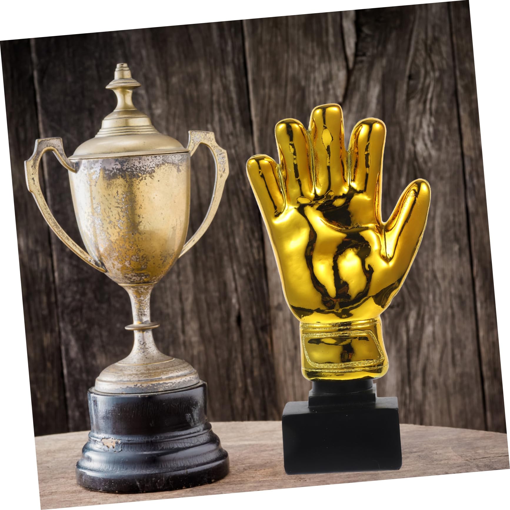 HANABASS Fußball Pokal Groß als Auszeichnungstrophäe aus Kunstharz mit Goldener Farbe Kleine Trophäen für Schule und Kindergarten als Siegerpokale und Spielpreis
