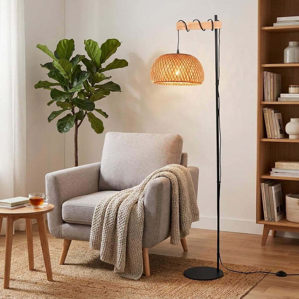 BARCELONA LED Lámpara De Pie Grande De Bambú Y Mimbre Estilo Natural Isla Boho Con Base Negra Metálica Pantalla Artesanal Lámpara Alta Decorativa Rústica Moderna E27 Para Interior Salón