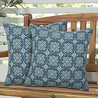 Vista 14 de Magpie Fabrics Paquete de 2 fundas de almohada impermeables para exteriores de 18 x 18 pulgadas, fundas de almohada decorativas de Navidad