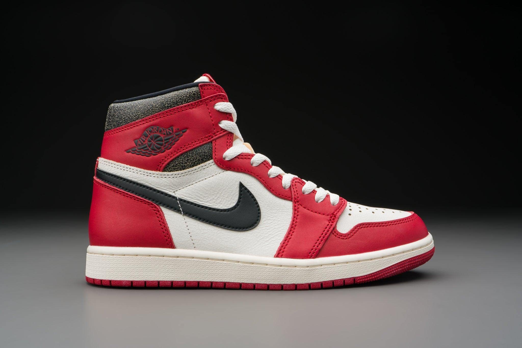 AIR JORDAN 1 Retro High OG 'Chicago/Lost and Found' 2022 US 7