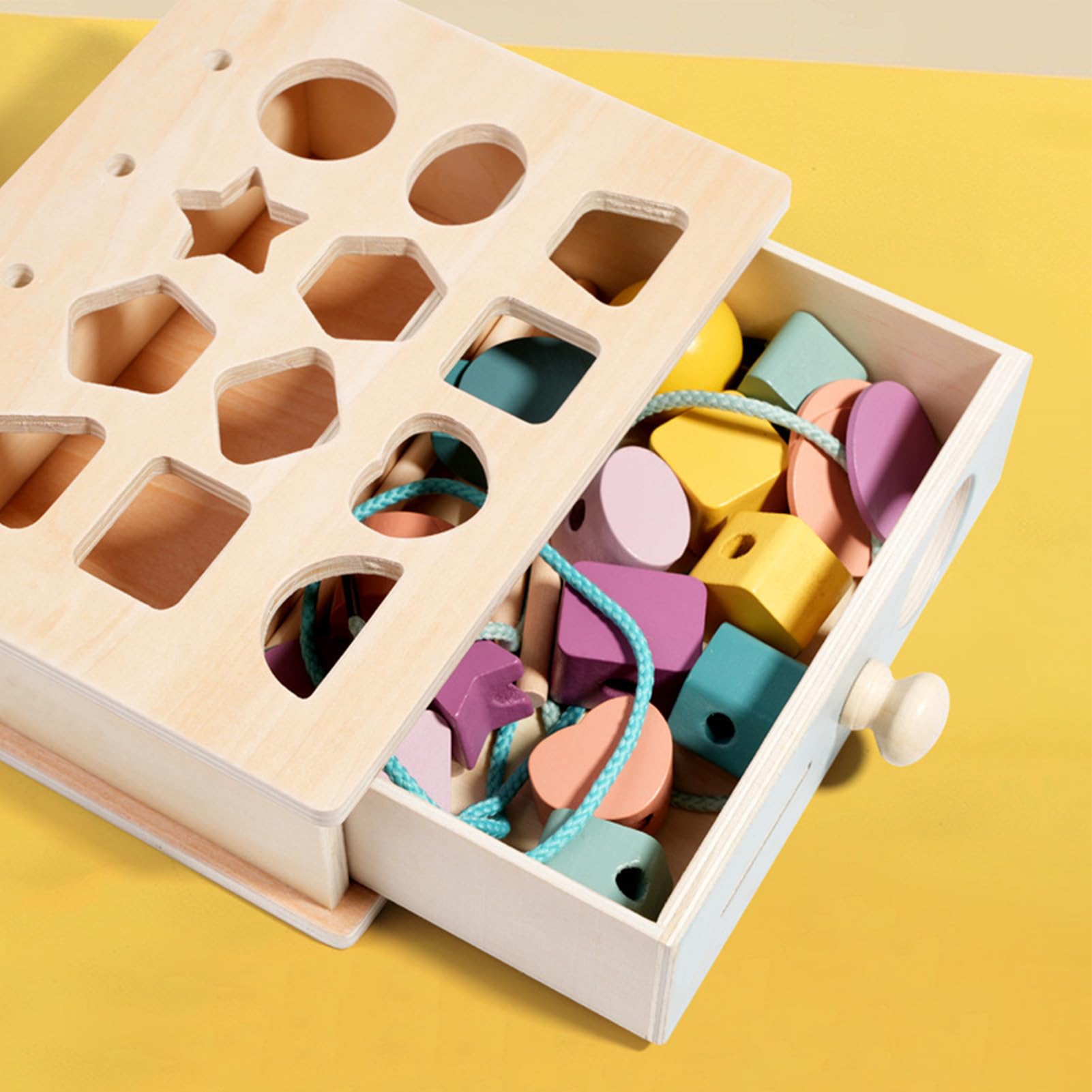 Generisch Shape Sorter Toy, Wood Fine Motor Skills, Easy Grip Lacing Beads Sequencing Game Educational Toy Problem Solving Cognitive Skills Hand Eye, Block Matching Lacing Beads for Boys, Girls
