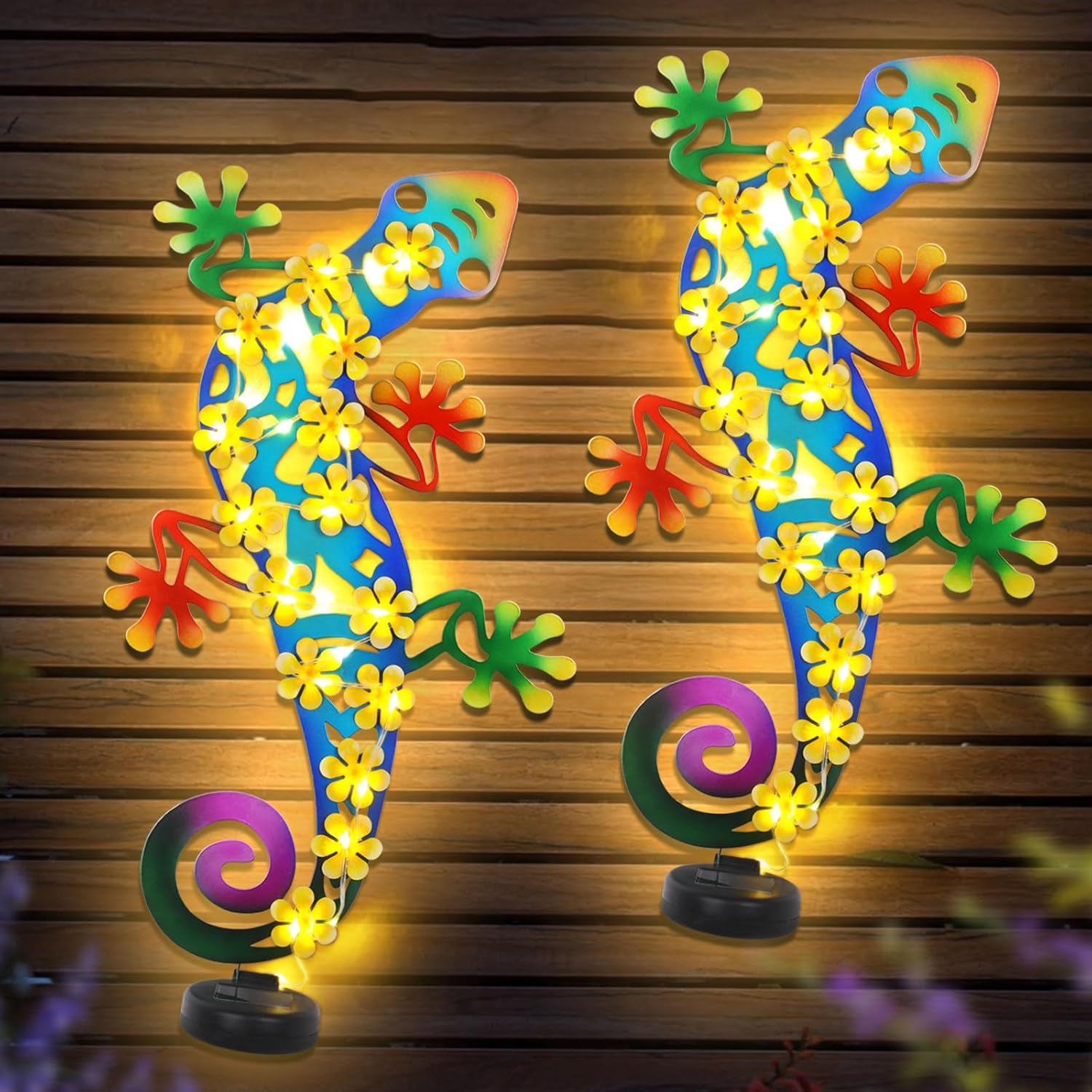 2 Pack Metal Lizards Outdoor Decor Metal Gecko Wall Decoration with 30 Led Solar Lights- 17.7" Fence Wall Art, Gift for Mom Grandma Women Birthday Gardening,Geico Lizard for Garden Patio Porch Yard