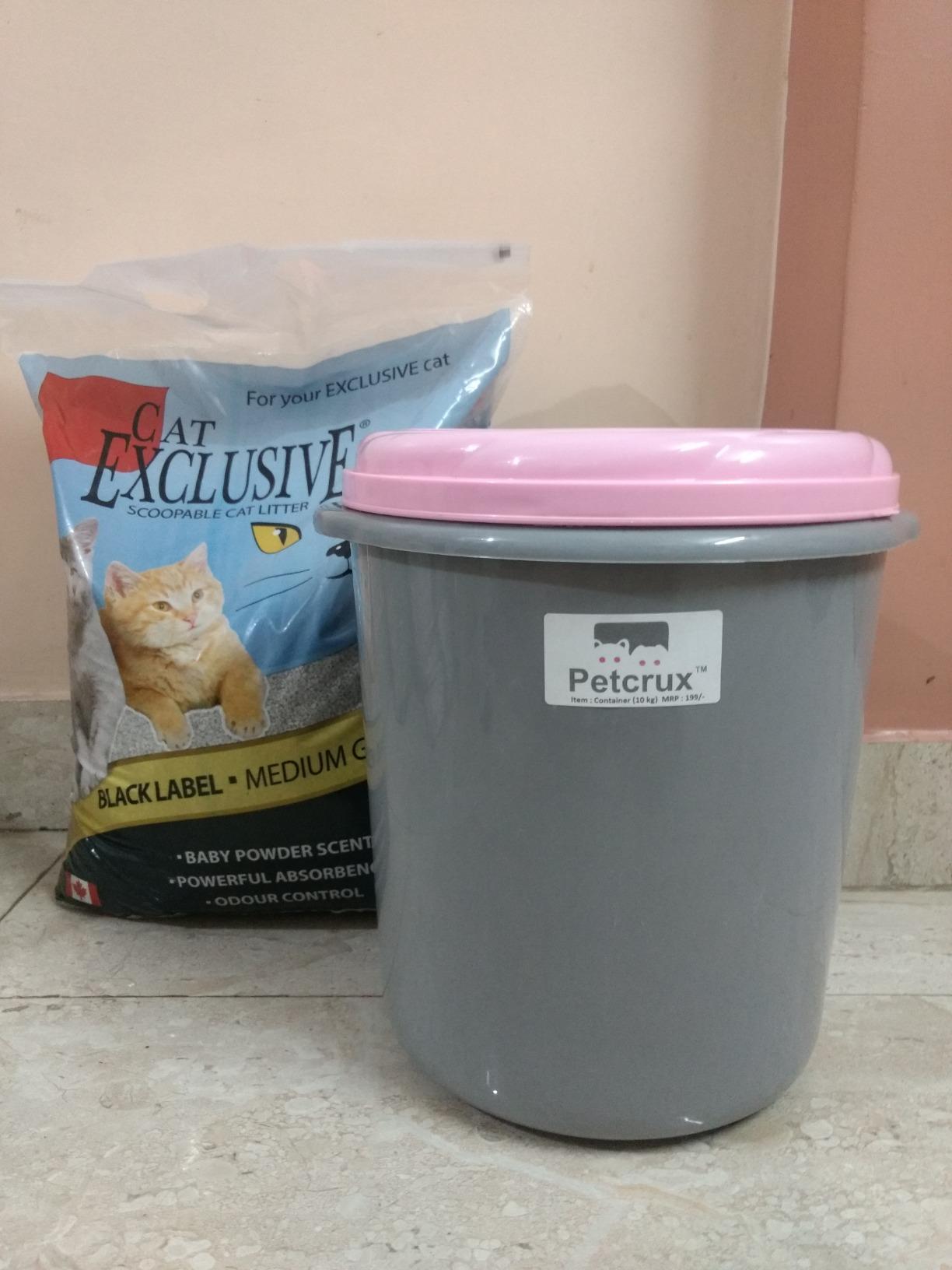 Buy Intersand Cat Scoopable Cat Litter, 10 kg with Petcrux Storage