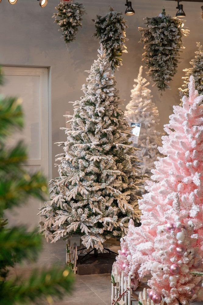 Árbol de Navidad artificial plegable nevado verde y blanco de 150 cm | Diseño compacto y seguro con 357 ramas ignífugas. Muy práctico para salones pequeños que buscan un toque mágico invernal.