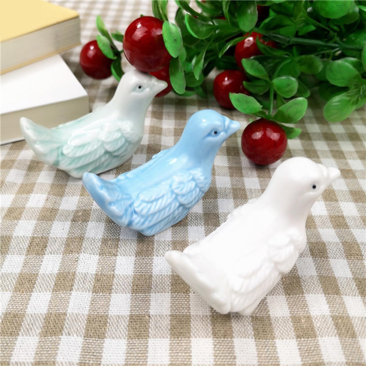Toyvian Chopstick for 3pcs Set Ceramic Holder Cartoon Rest with Bird Design, Creative Spoon and Decor Dining Table Home and Hotel Use