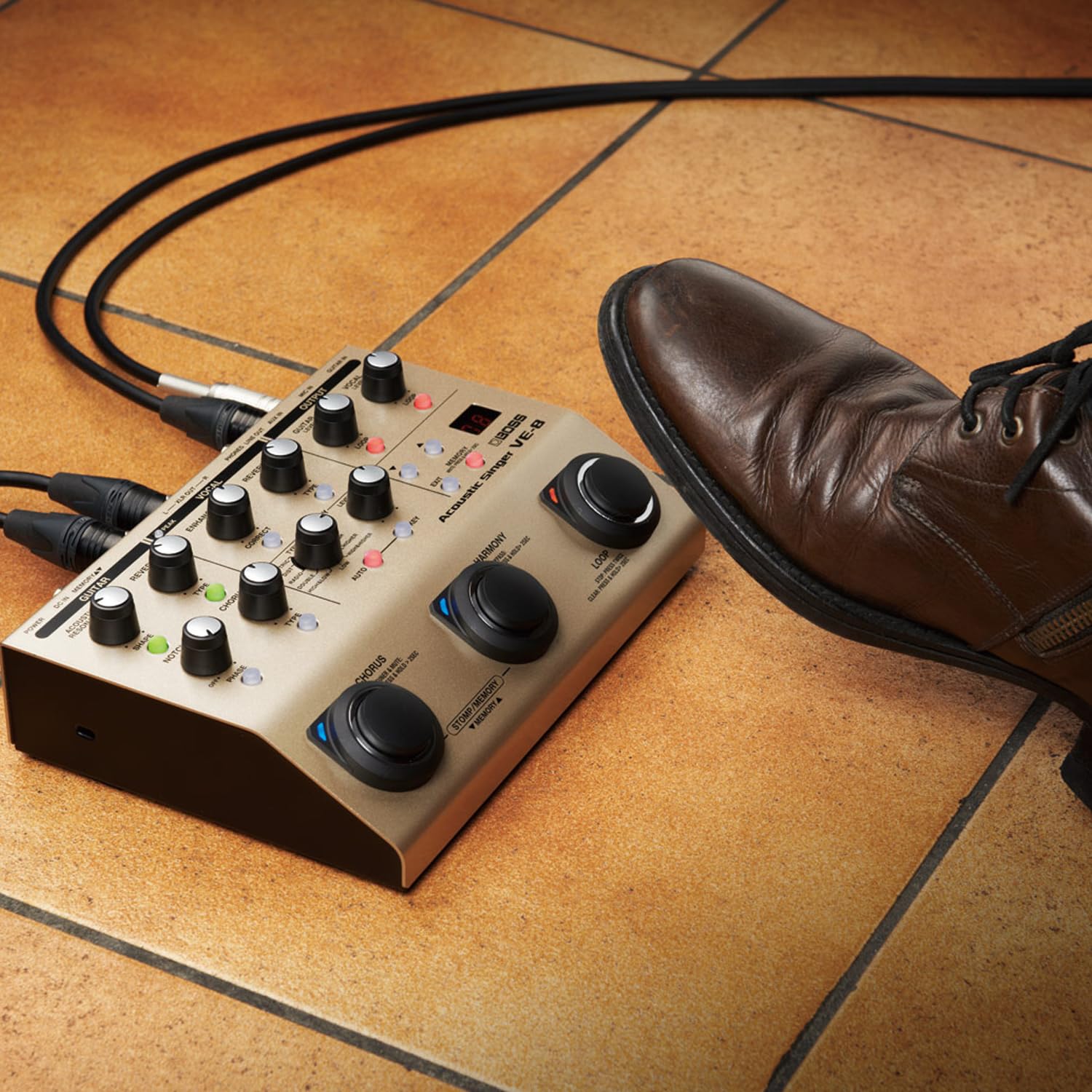 Boss VE-8 Acoustic-Singer Effektgerät für Gesang und Gitarre mit keepdrum XLR-Kabel