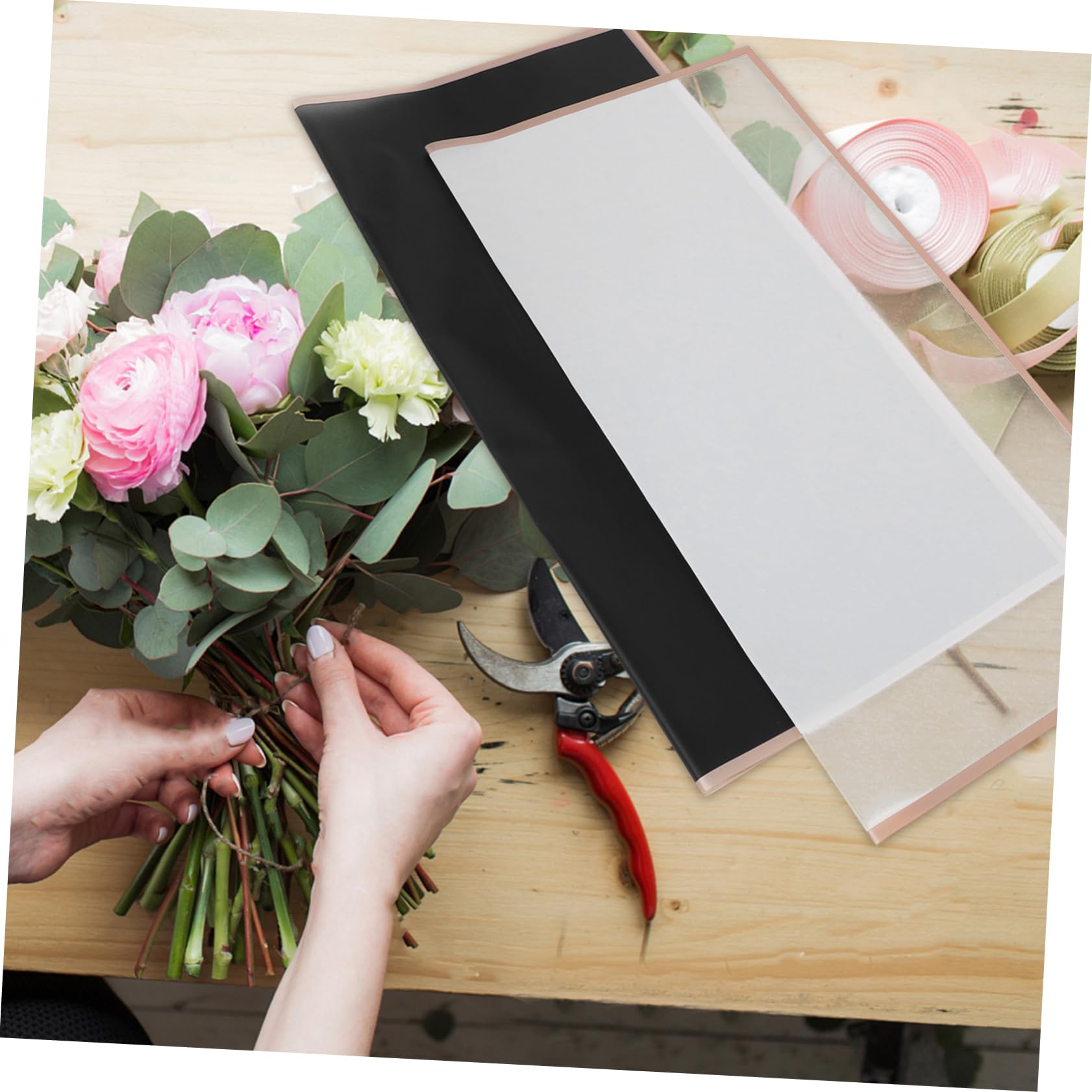 HOMSFOU Floral Wrapping Film 40 Sheets Waterproof Flower Paper Roll Bouquet Wrapping Material Flower Film Wrap
