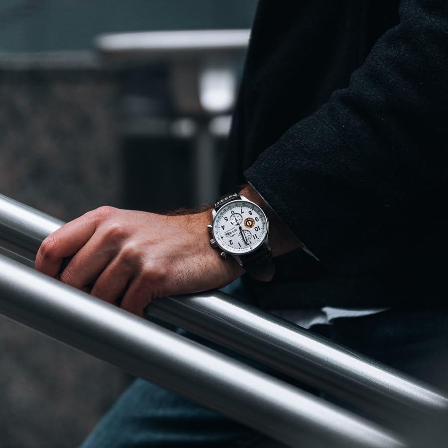 Amazon.com: AVI-8 Mens 42mm Hawker Hurricane Classic Chronograph
