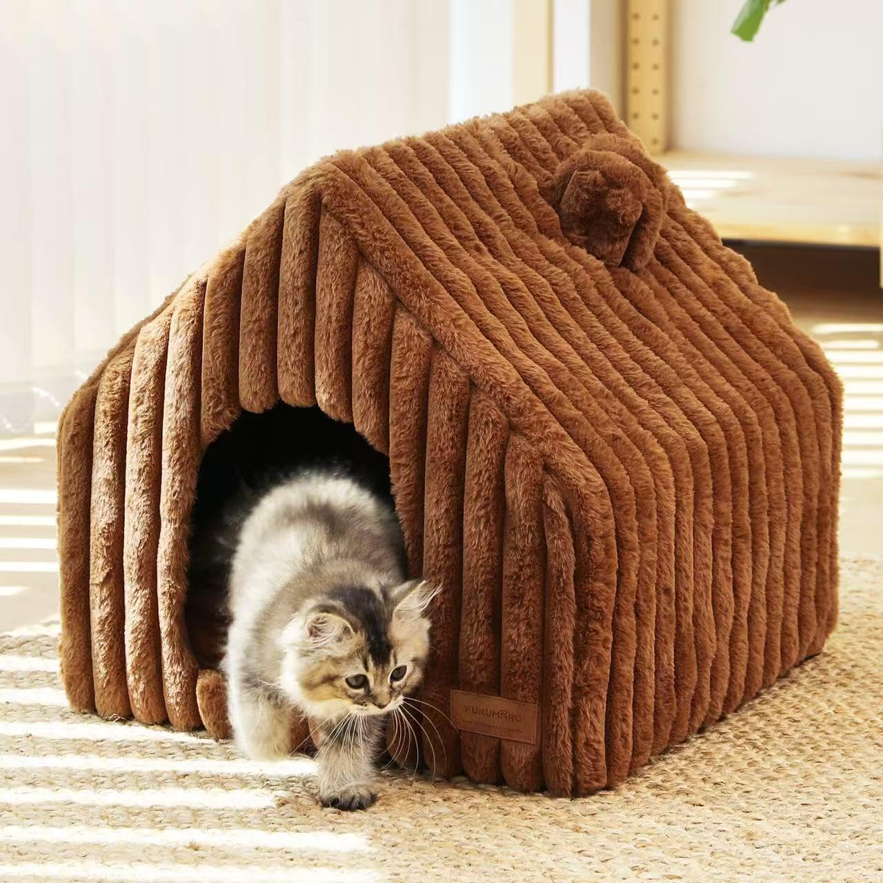 FUKUMARU Cat Houses for Indoor Cats, Washable Cute Cat Bed Cave with Removable Pillow, Large Semi-Enclosed Cozy Dog House Indoor, Soft Faux Rabbit Fur