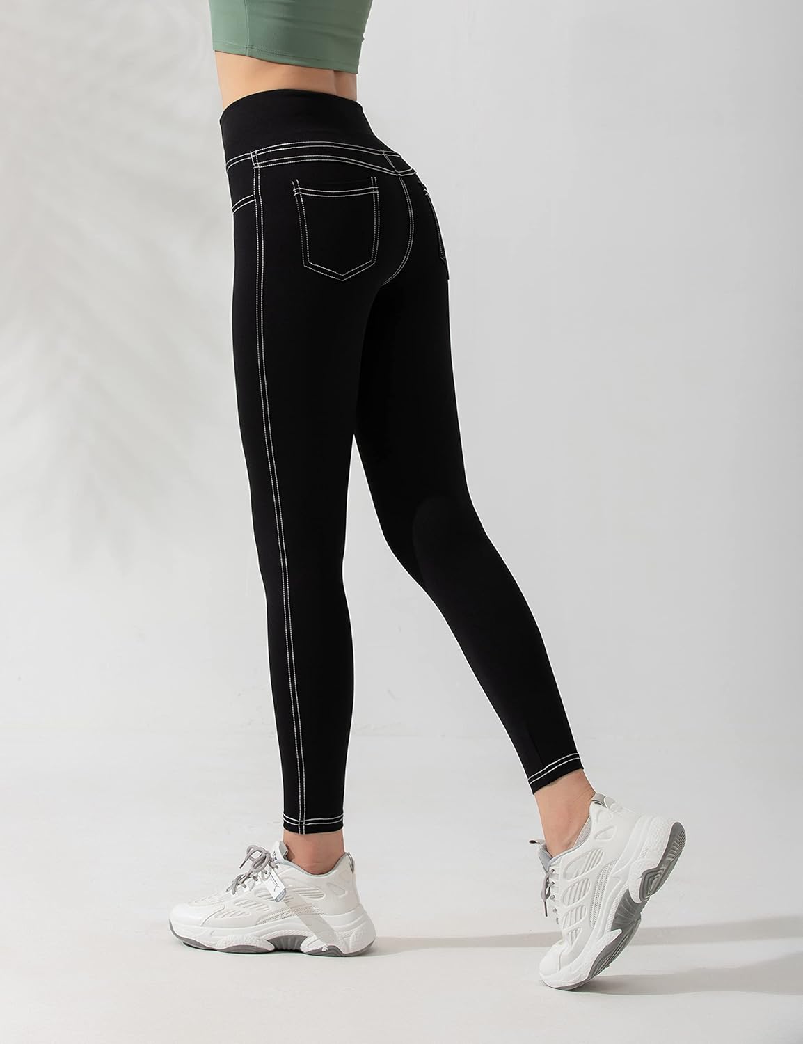 tights with back pockets