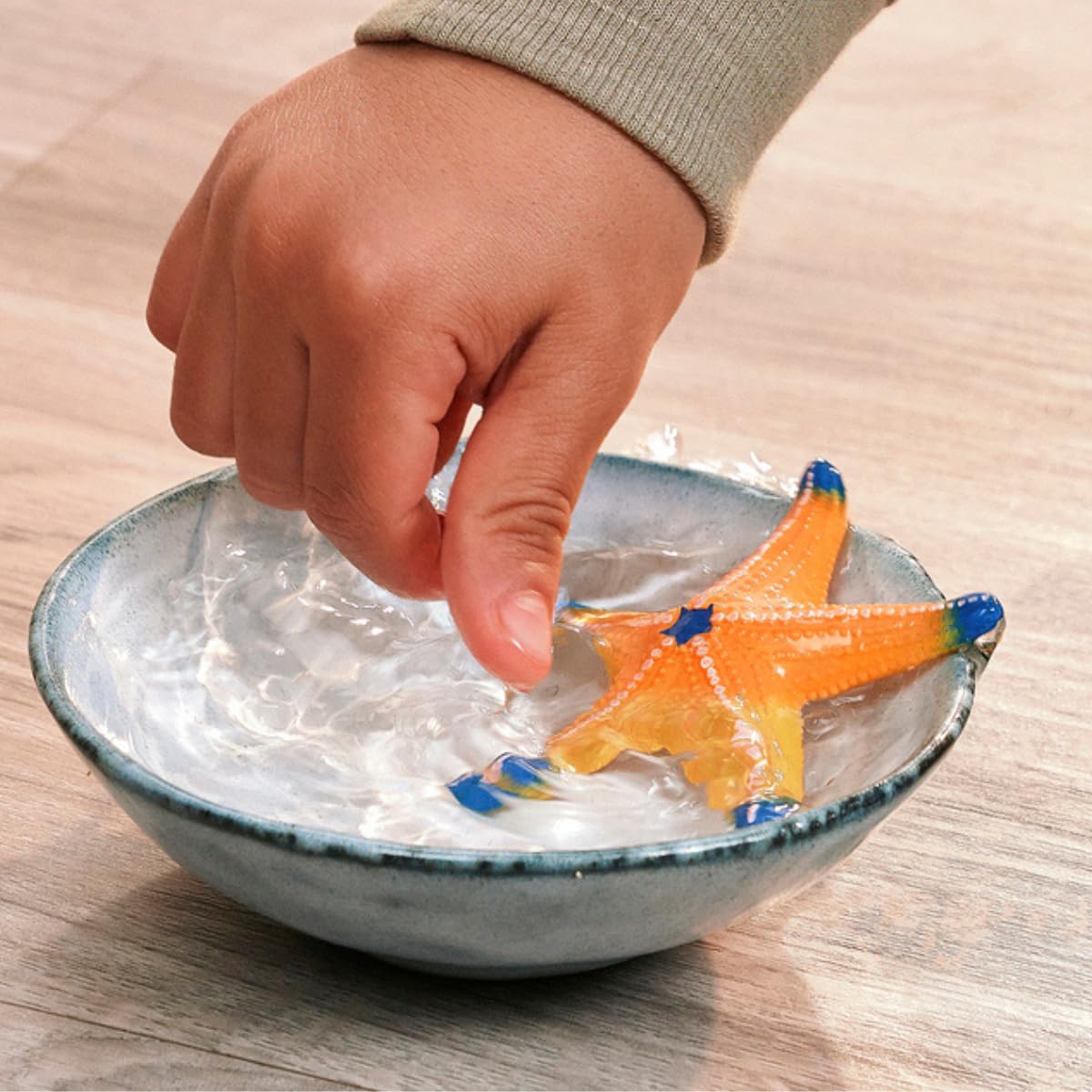 schleich WILD LIFE | Seestern mit Farbwechsel 14902 | detaillierte Tierfigur & Sammelfigur | Zoo Spielzeug | Geschenk für Jungen & Mädchen | Deko für Geburtstag | Spielfigur ab 3 Jahren | 7 x 7 x 2 cm - 3