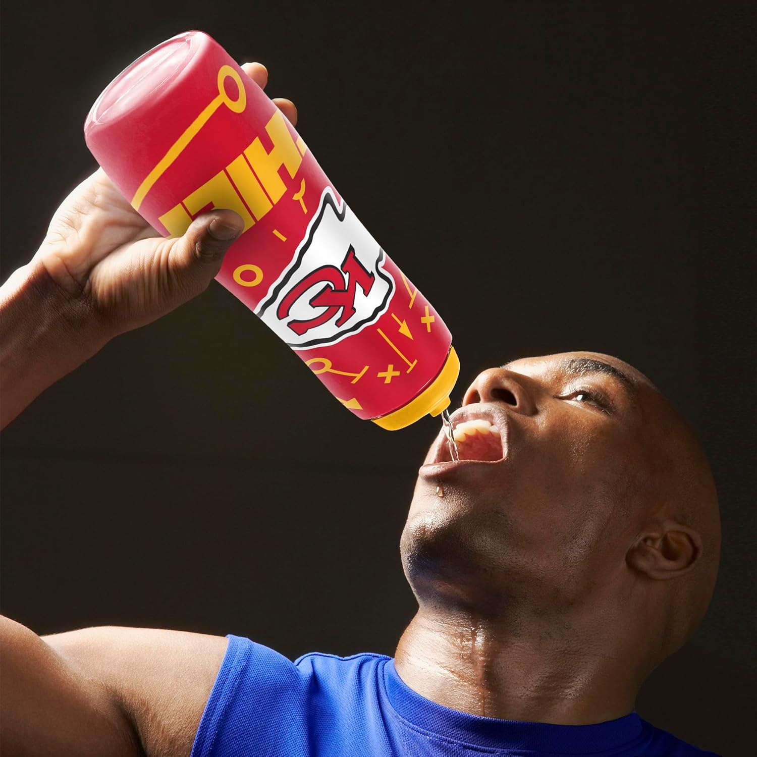 NFL Kansas City Chiefs Squeezy Water Bottle - Image 3