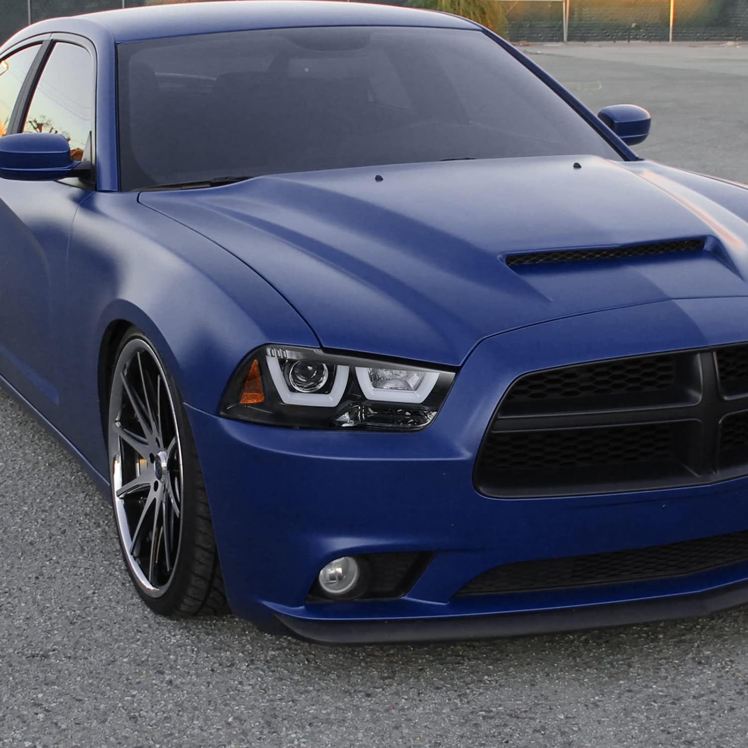 SPEC-D TUNING Chrome Halo LED Projector Headlights + Clear Bumper Fog Lights Compatible with Dodge Charger Left + Right Pair Headlamps Assembly