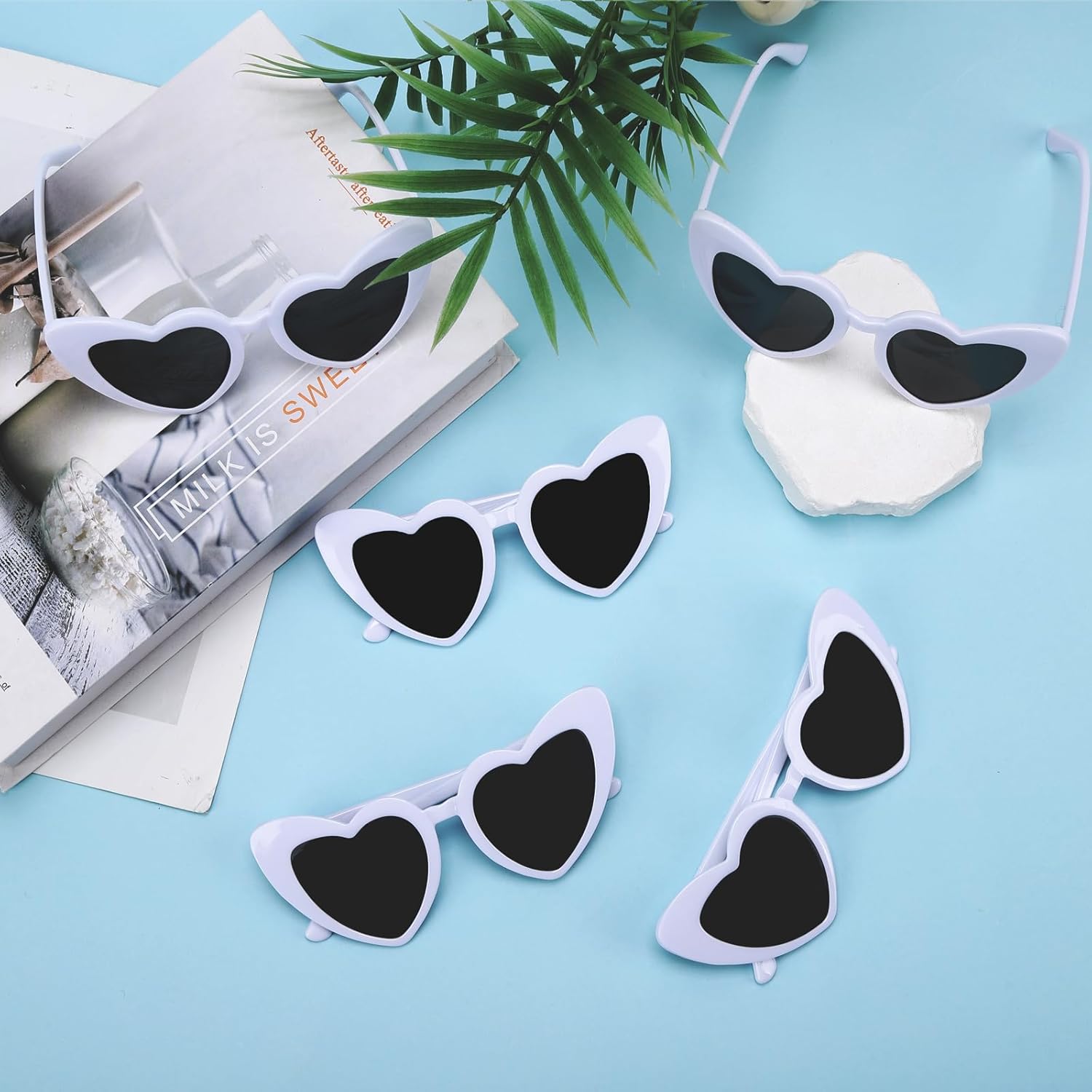 Roran Heart Sunglasses, 20 Pairs White Heart Shape Sunglasses, Vintage Style, Women's Party Favors for Wedding, Bachelorette Party Accessories - Image 6
