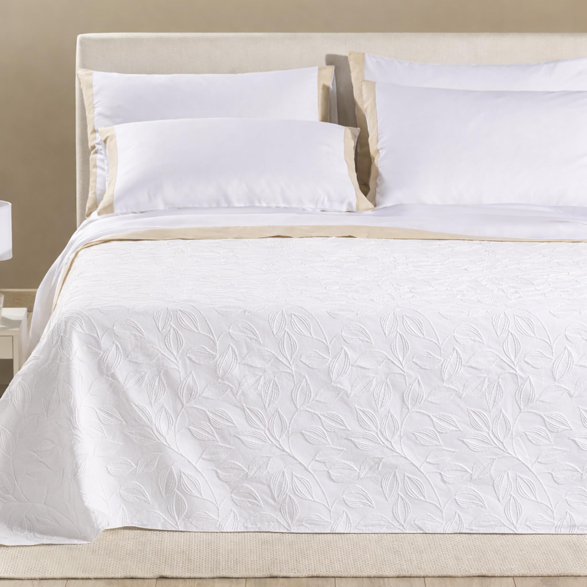 Caleffi Copriletto Matrimoniale 260x260 cm Matera – Cotone Jacquard a Rilievo – Non Trapuntato Primavera Estate – Linea Prima Natura (Bianco)