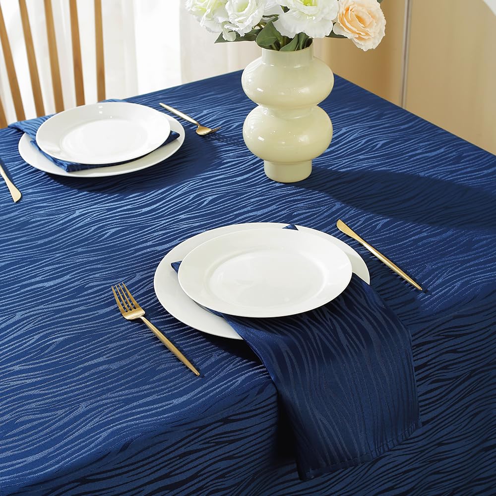 MATIRUG Mantel rectangular de jacquard azul marino de 60 x 84 pulgadas, diseño a rayas, impermeable, sin arrugas, pesado, decoración de mesa de tela suave para banquetes, picnic, cocina, comedor