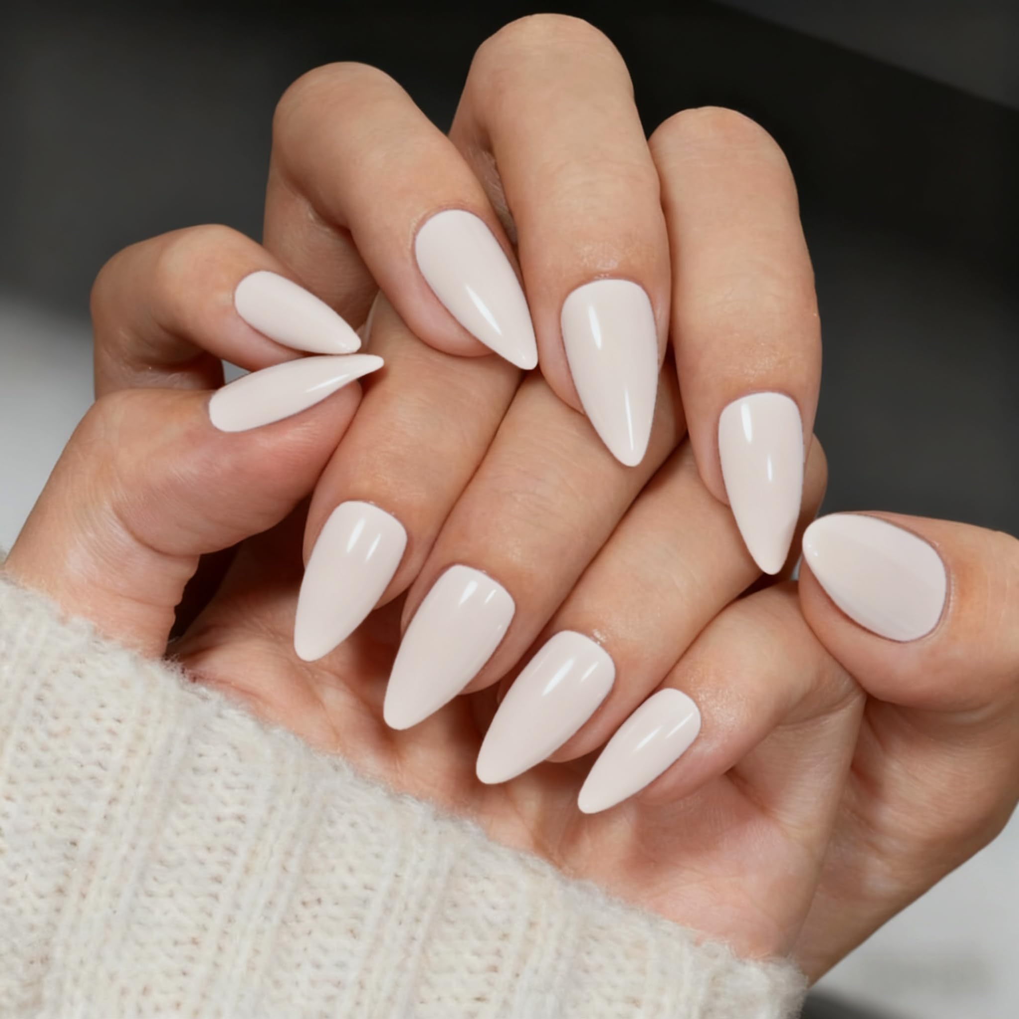 KQueenest Set di 24 unghie finte in morbido gel press-on a mandorla – bianco trasparente, tinta unita bianco latte, lucide, unghie artificiali naturali per donne