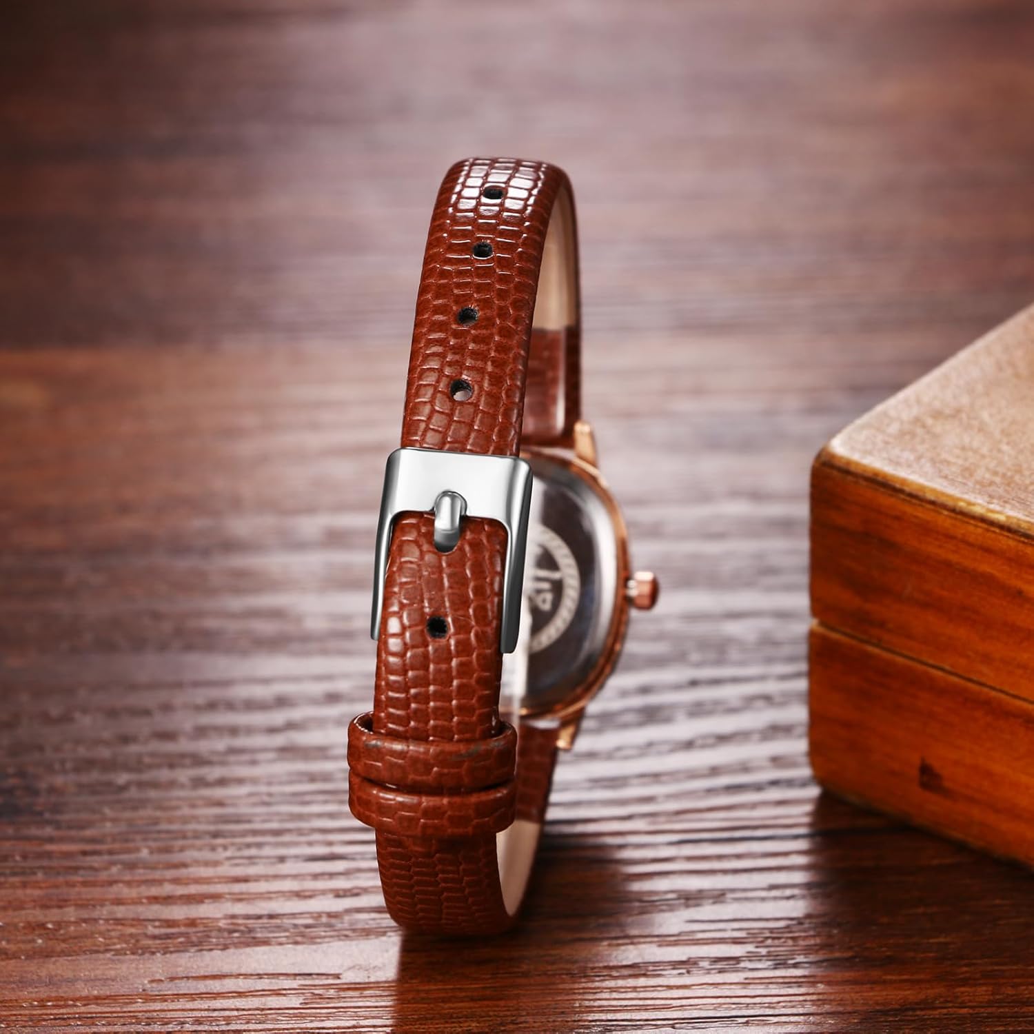 Avaner Women's Leather Wrist Watches: Ladies Classic Oval Face Slim Strap Analog Quartz Retro Watch - Image 3