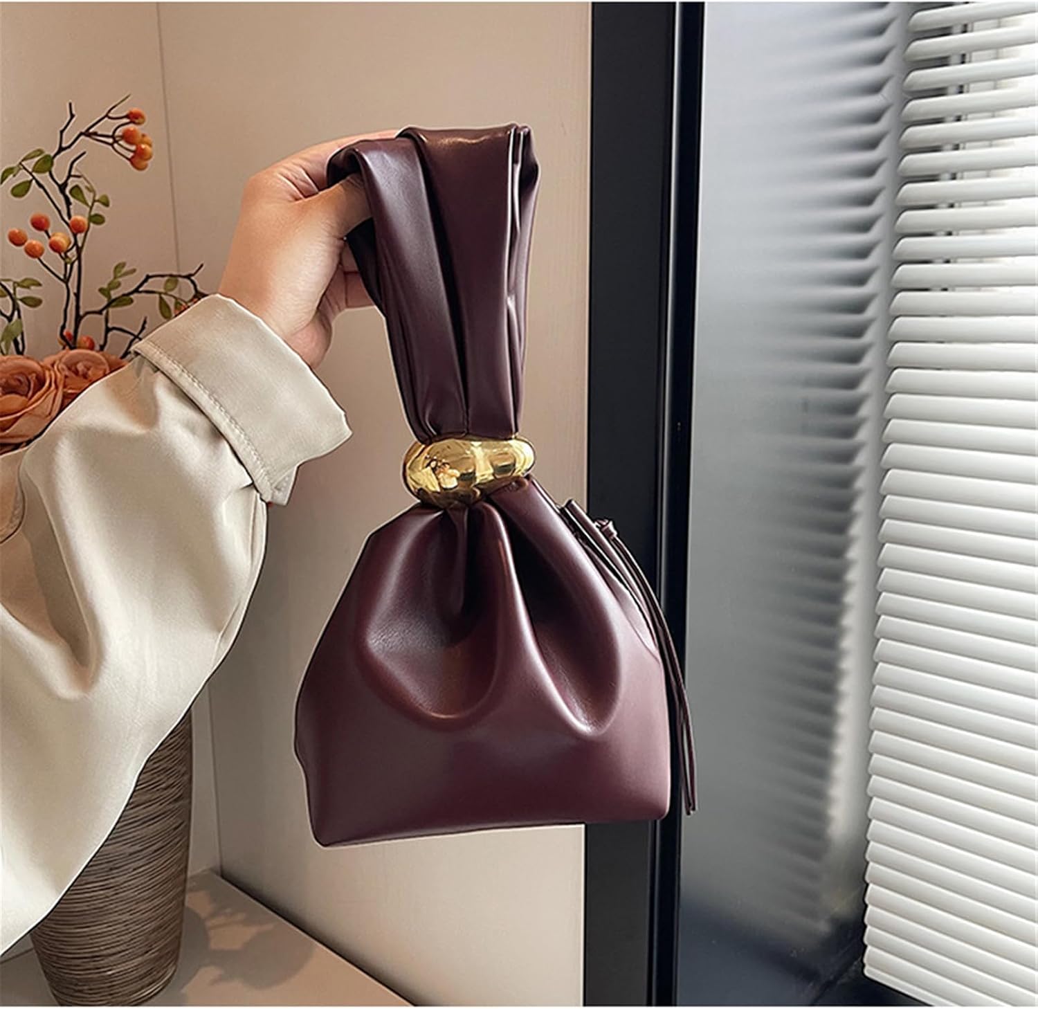 Stylish Women ' s Knots Pouches Handbag Wristlet Evening Bag Practical PU Leather Handbags for Everyday Use Retro Handbag