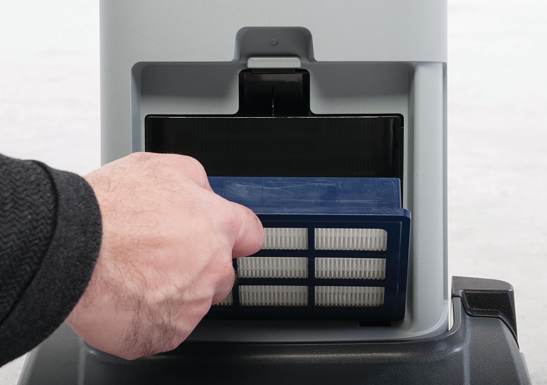 Advance VU500 15 Vacuum, Gray