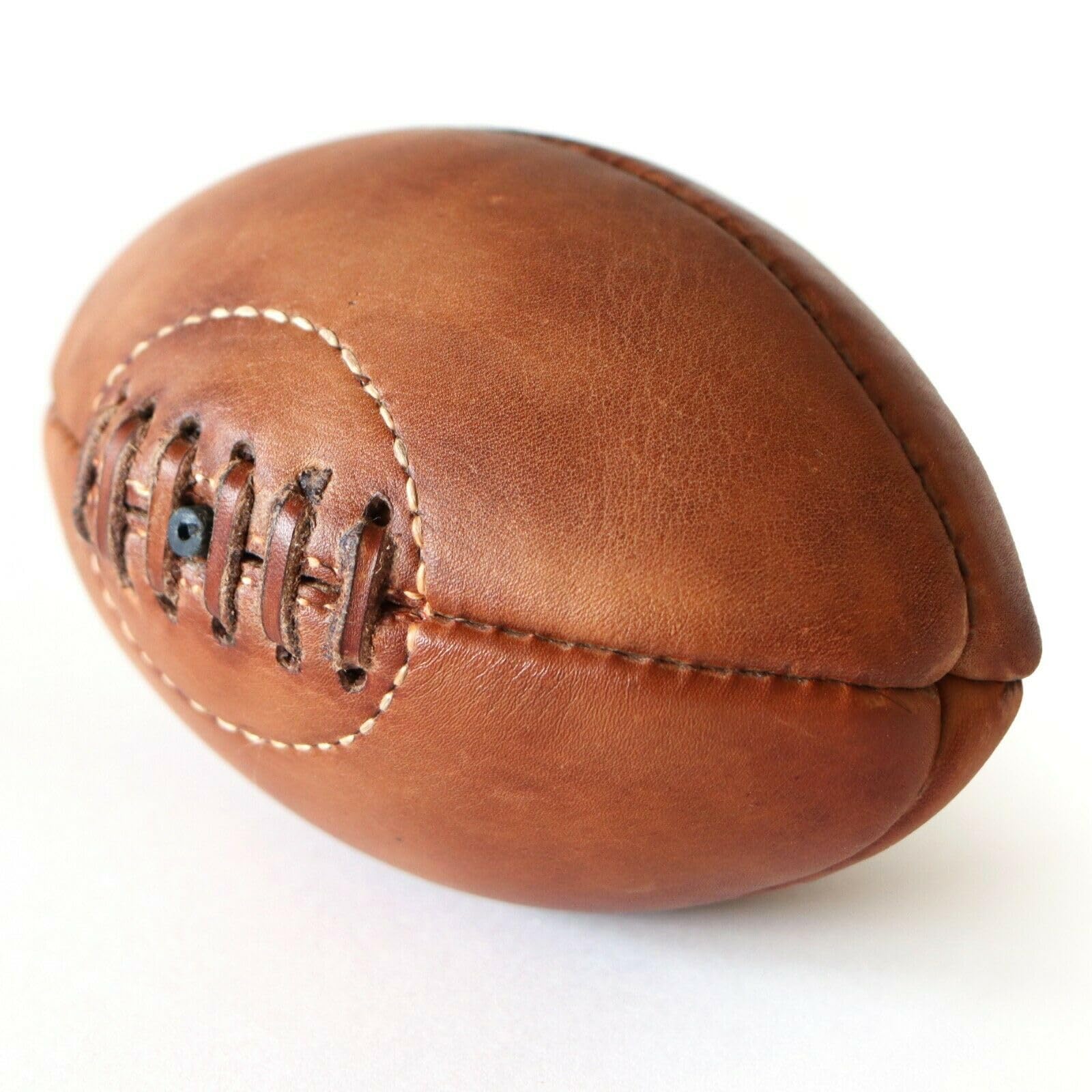 Handgefertigter Vintage Rugbyball aus Leder – Klassischer Wurfball Retro-Sport Sammlerstück Deko Echtleder