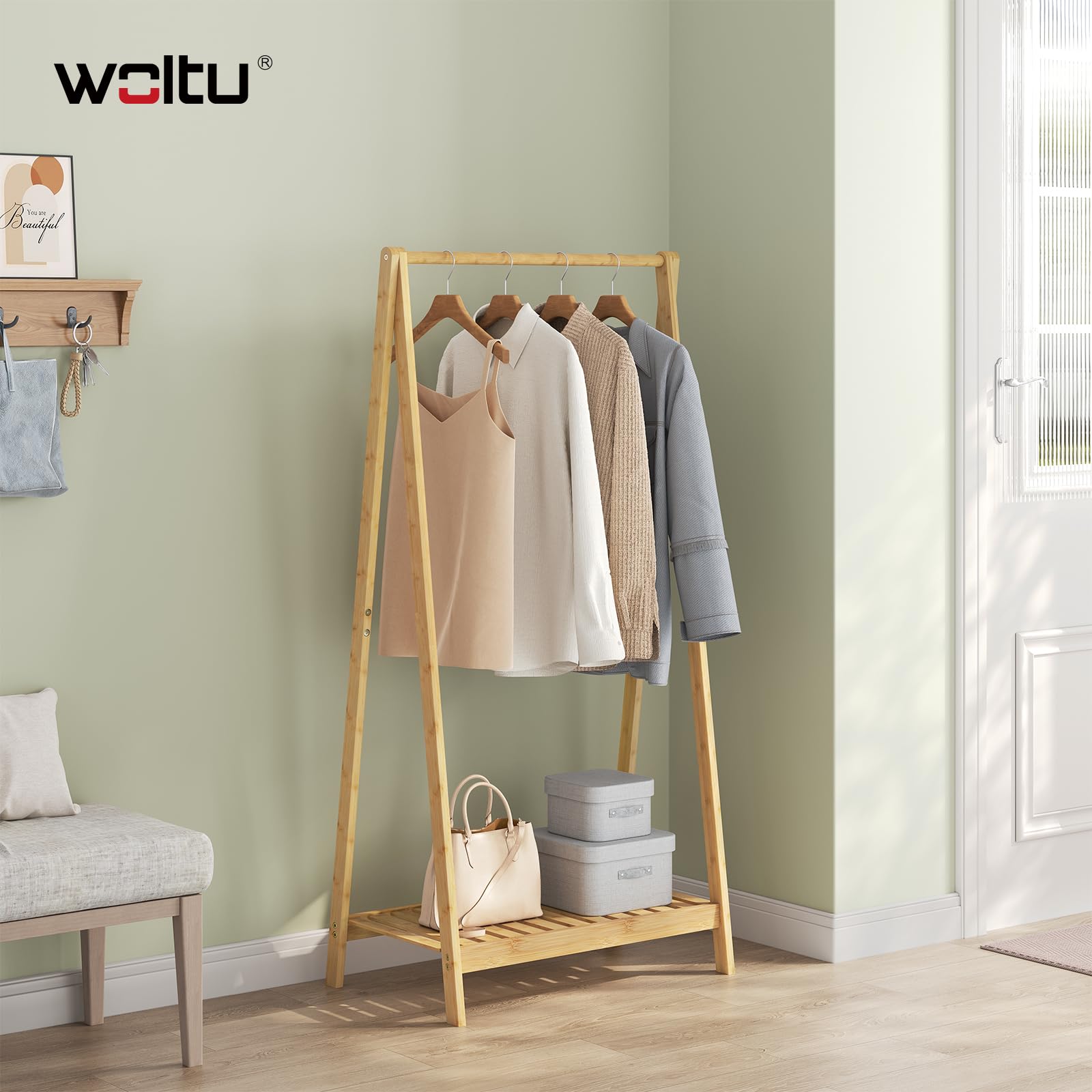 WOLTU Porte-Manteau en Bambou, Portant à Vêtements sur Pied avec Étagère Inférieure, Penderie Ouverte avec Barre de Suspension, pour Entrée, Chambre, 60x37,5x121 cm