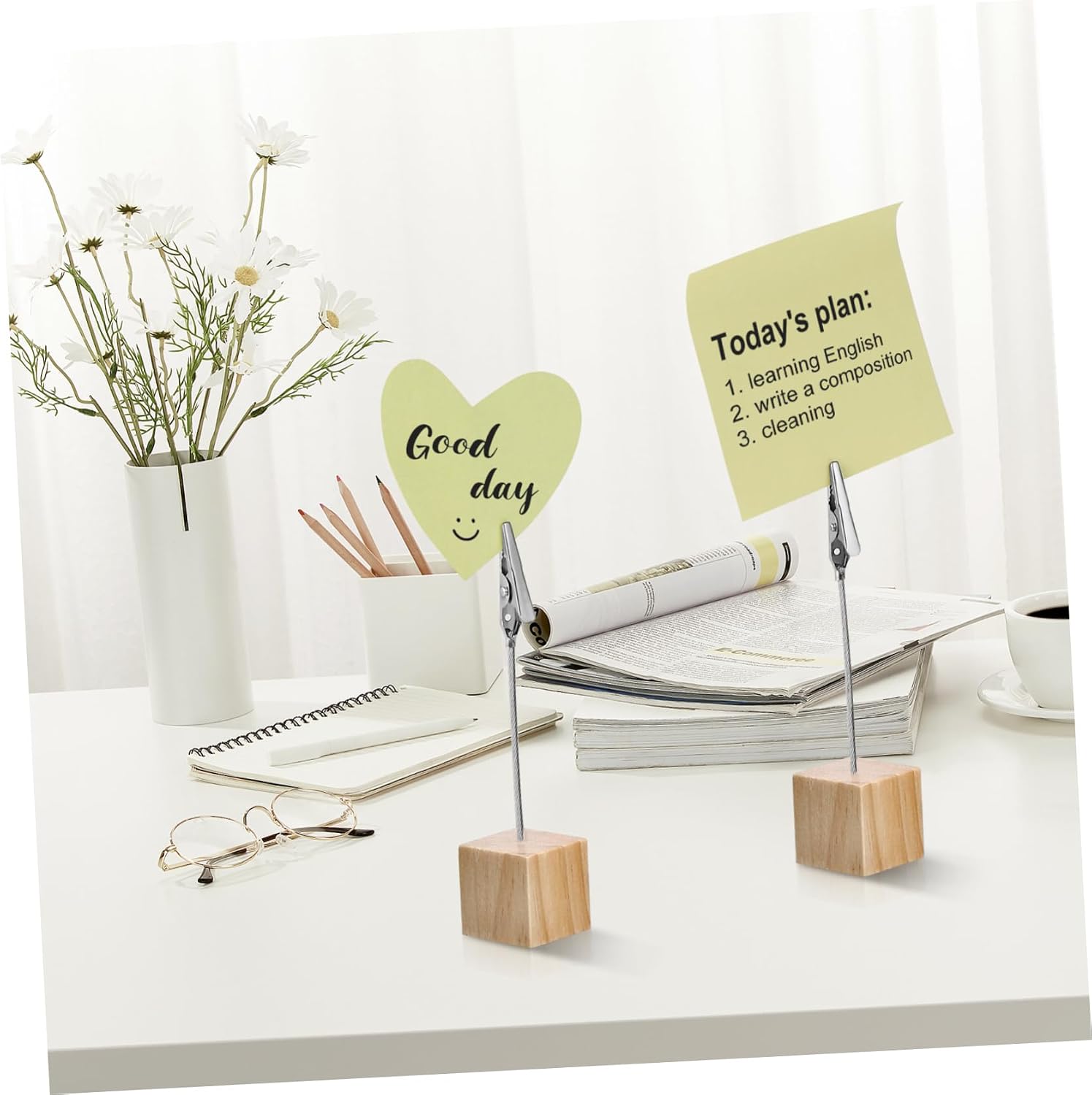 KALLORY 20pcs Wooden Table Holders Photo Display Clips Business Card Holder for Desk Memo Clip for Events
