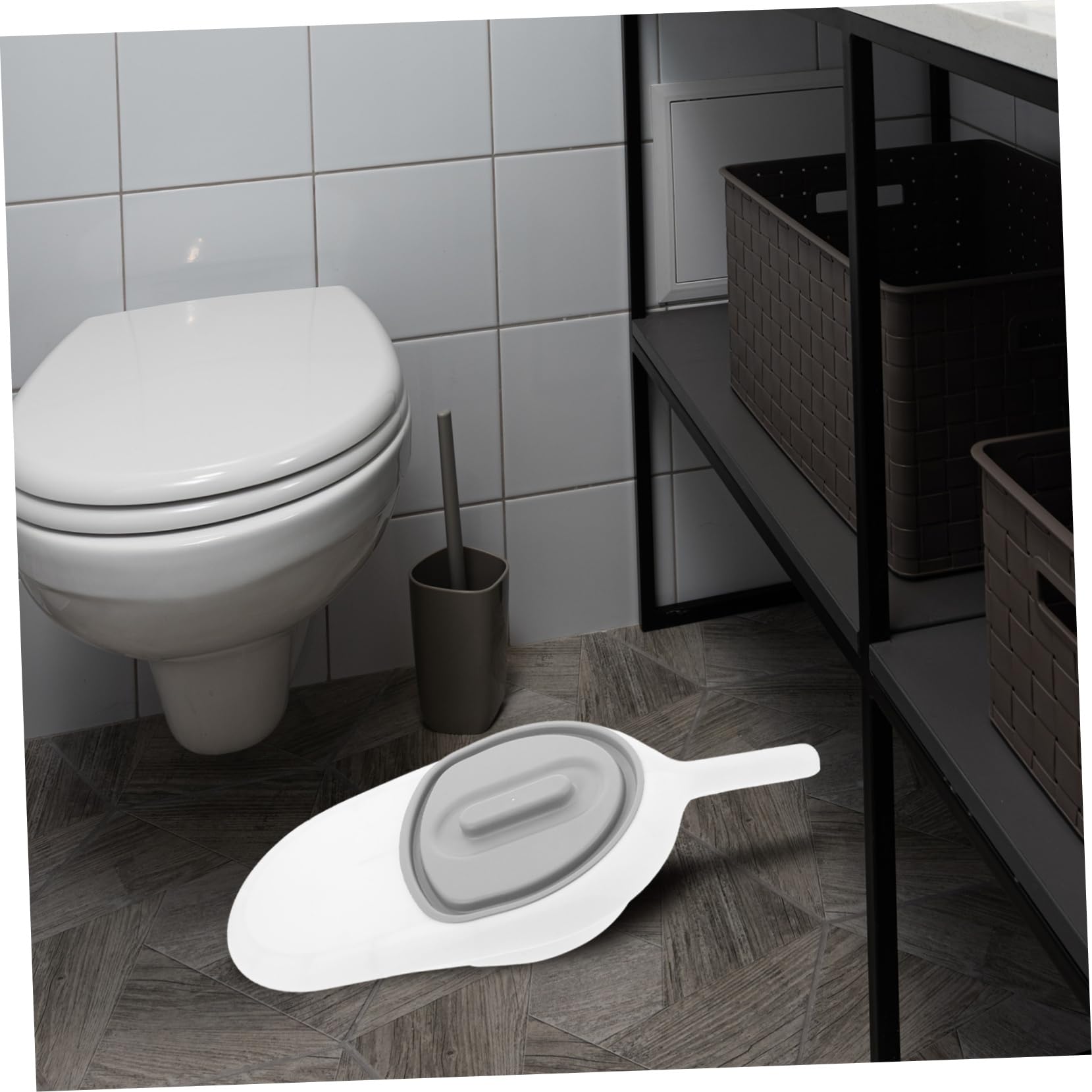 VALICLUD Padella per Anziani Donna in Plastica con Design Inclinato e Manico per Intestinale Comoda e Facile da Pulire, per Pazienti Allettati