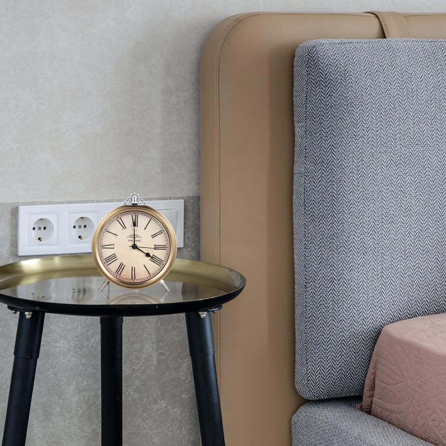 Retro Metal Alarm Clock for Bedroom Table Small Battery Operated Analog Clock Decor Heavy Sleeper Loud Ringing Without Battery