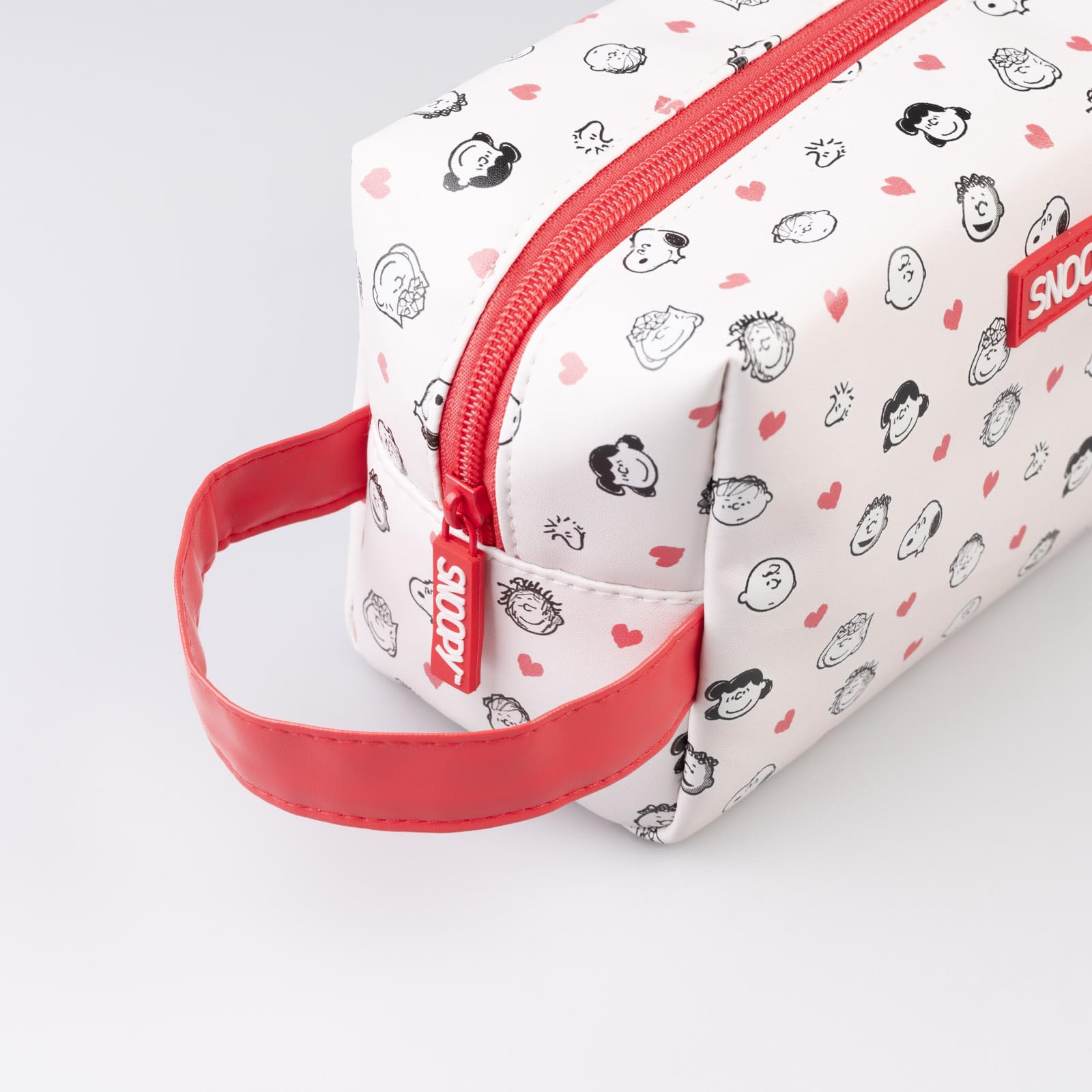 Grupo Erik Beauty Case Da Viaggio Snoopy Love - Beauty Case Donna da Viaggio Impermeabile con Chiusura a Zip | Organizer Trucchi Portabile - Snoopy Gadget: Regalo Amica (24 x 20 x 9 cm)