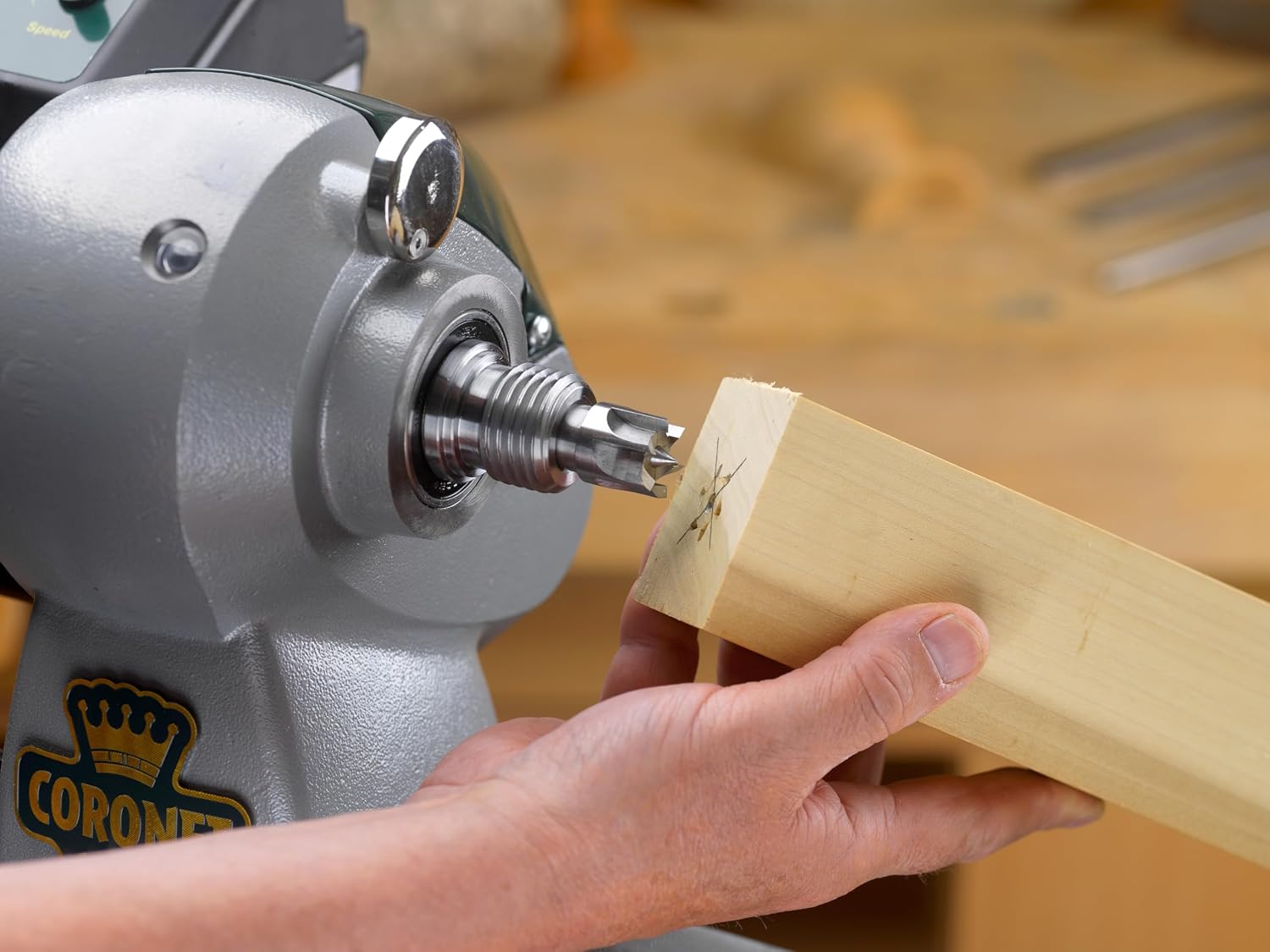 Record Power Coronet Hawk 32mm (1.25") 6-Prong Drive Center, 2 Morse Taper – Enhanced Timber Grip, Anti-Split Tooth Design, Ideal for Hardwoods & Large Woodturning Projects