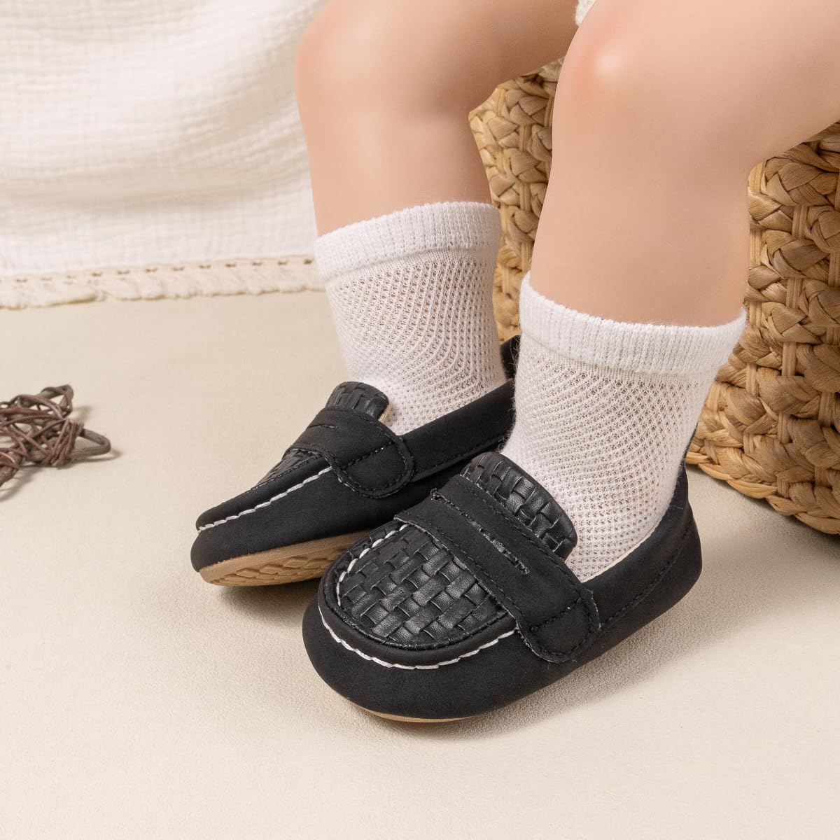 Moceen Infant Baby Moccasins for Boys and Girls, Non-Slip Rubber Sole PU Leather First Walking Shoes, Newborn Toddler Dress Loafers, 0-6 Months, Black M103