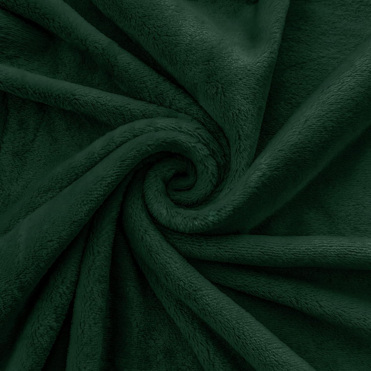 Bnuitland Oversized King Flannel Blanket 120x120 Inches, 300GSM Soft Extra Large California for Couch,Bed, Lightweight Cozy Fleece 10x10 Huge Blanket for Whole Family, Deep Green