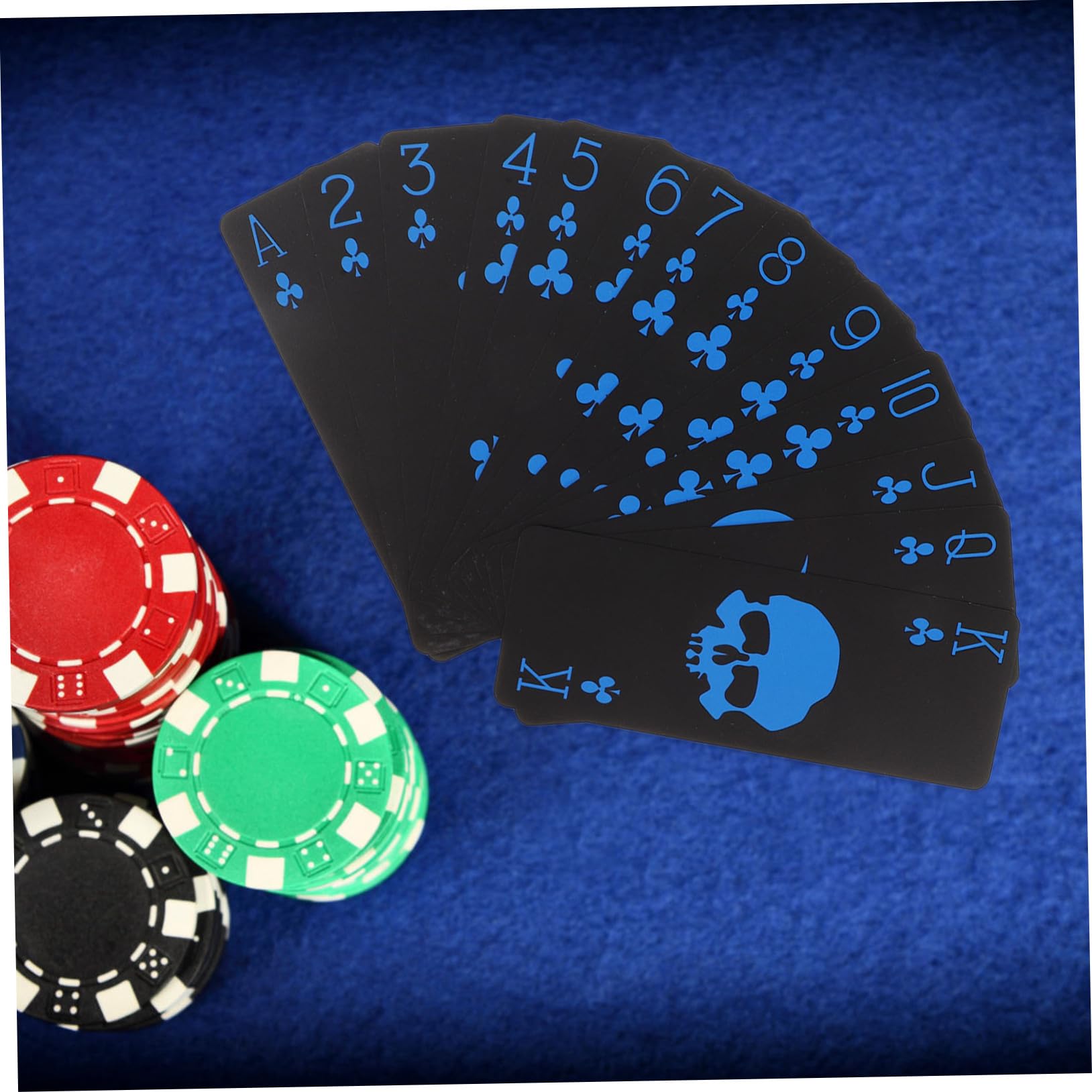 Hemobllo Wasserdichtes PVC Pokerkartenspiel Schwarz Mattes Kunststoff Deck mit Rot Blauen Schädelmotiven Strapazierfähige Spielkarten für Erwachsene Party Spiele und Outdoor Nutzung
